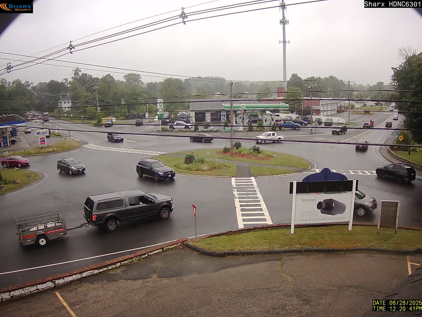 Derry City NH, E Derry Rd/ Chester Rd /E Broadway Derry Village Junction Live Cam - Derry, Rockingham, New Hampshire, USA
