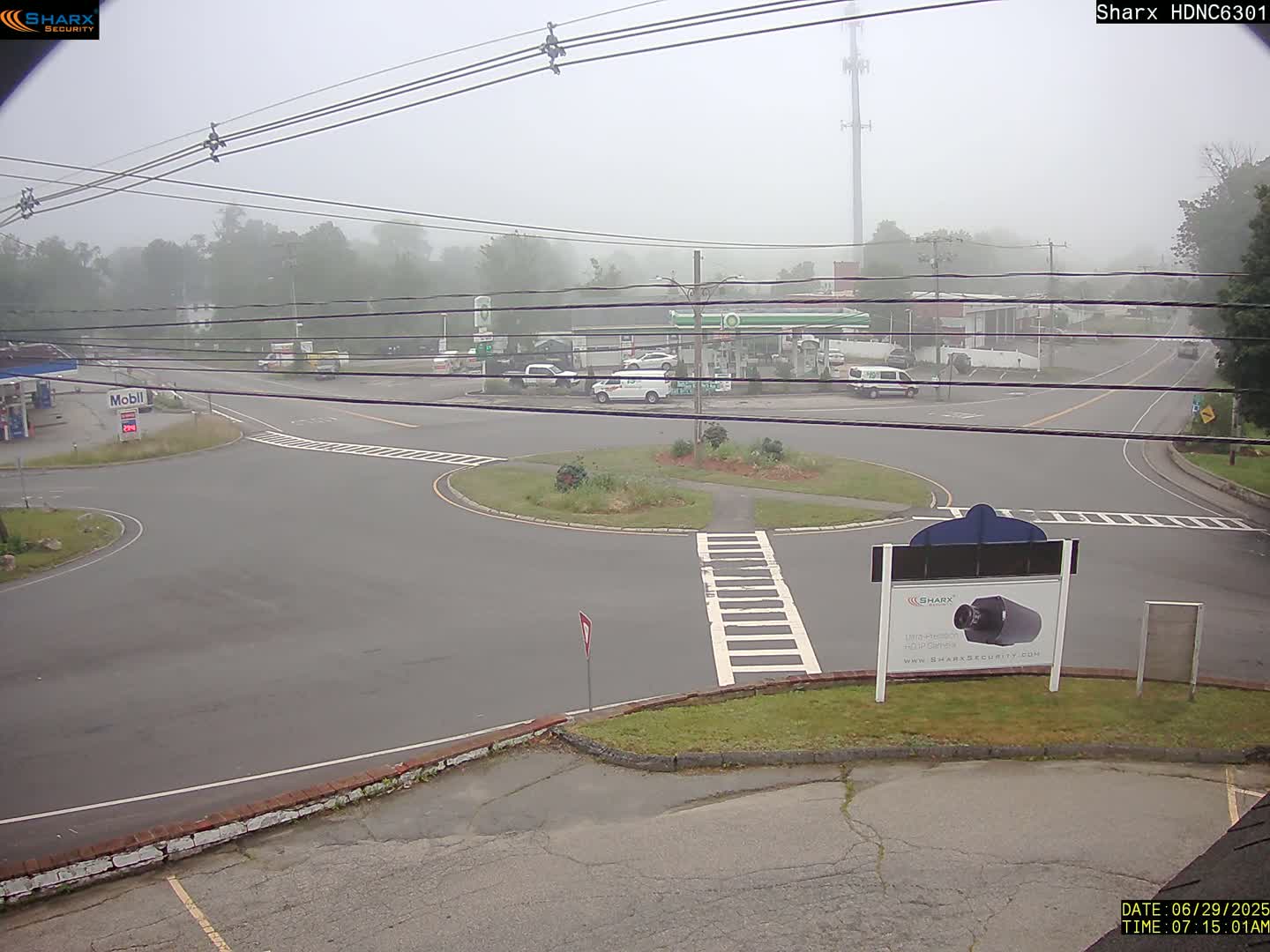 Derry City NH, E Derry Rd/ Chester Rd /E Broadway Derry Village Junction Live Cam - Derry, Rockingham, New Hampshire, USA