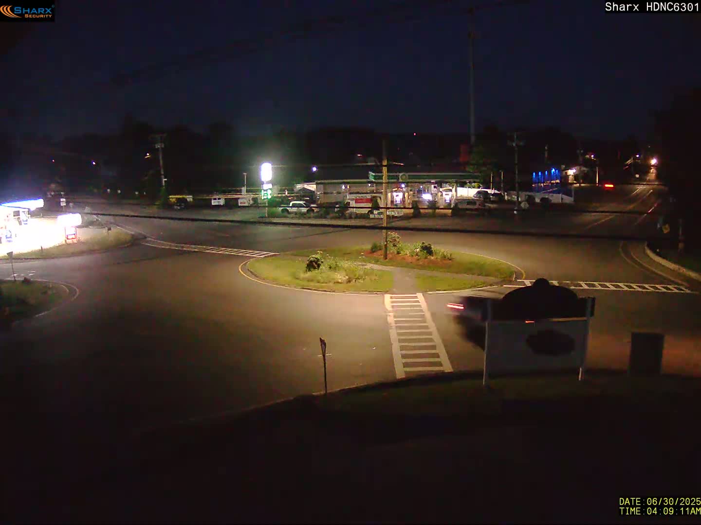 Derry City NH, E Derry Rd/ Chester Rd /E Broadway Derry Village Junction Live Cam - Derry, Rockingham, New Hampshire, USA