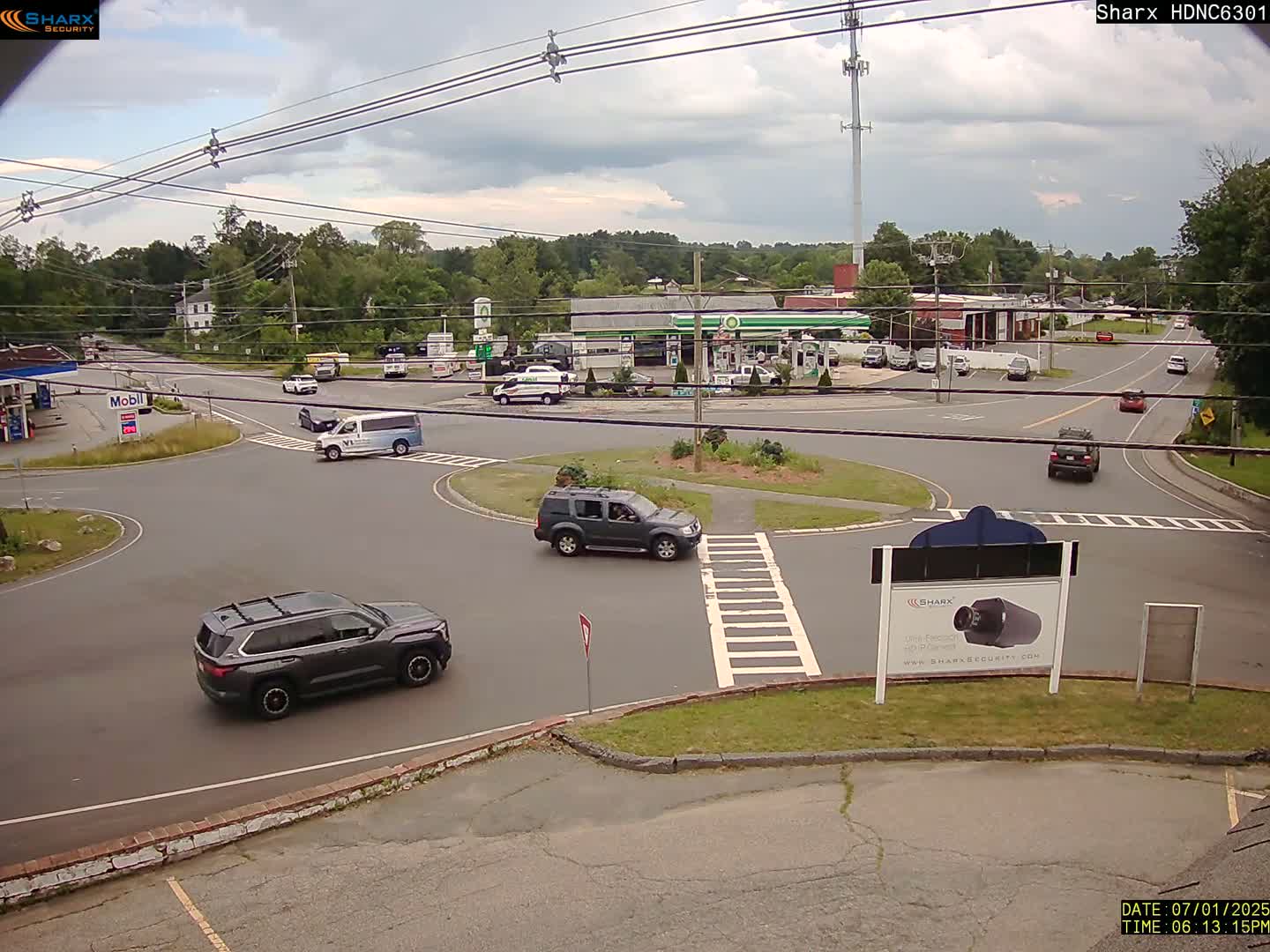 Derry City NH, E Derry Rd/ Chester Rd /E Broadway Derry Village Junction Live Cam - Derry, Rockingham, New Hampshire, USA