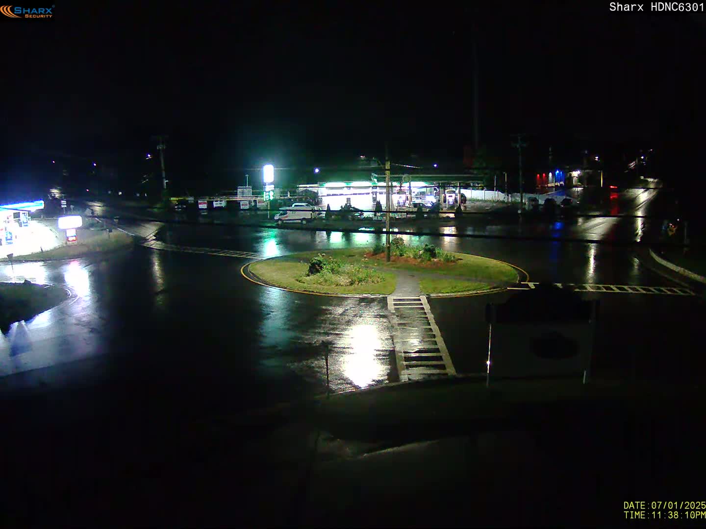 Derry City NH, E Derry Rd/ Chester Rd /E Broadway Derry Village Junction Live Cam - Derry, Rockingham, New Hampshire, USA