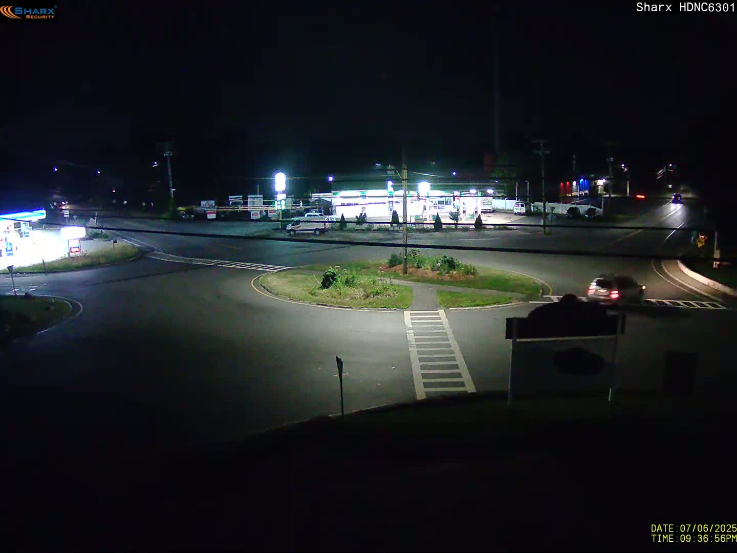 Derry City NH, E Derry Rd/ Chester Rd /E Broadway Derry Village Junction Live Cam - Derry, Rockingham, New Hampshire, USA
