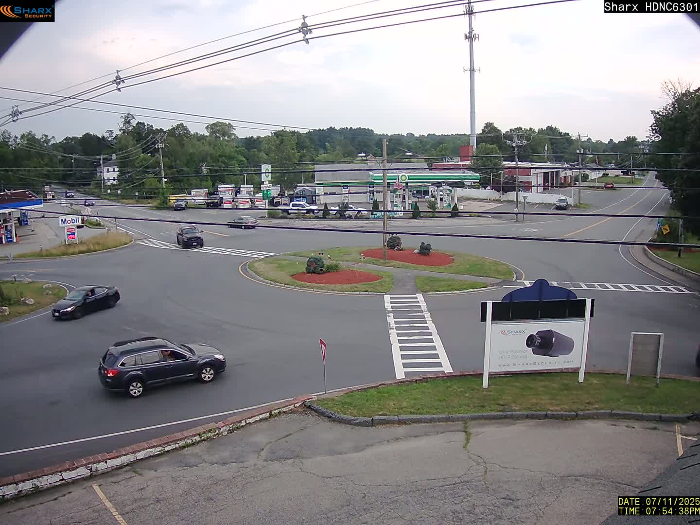 Derry City NH, E Derry Rd/ Chester Rd /E Broadway Derry Village Junction Live Cam - Derry, Rockingham, New Hampshire, USA
