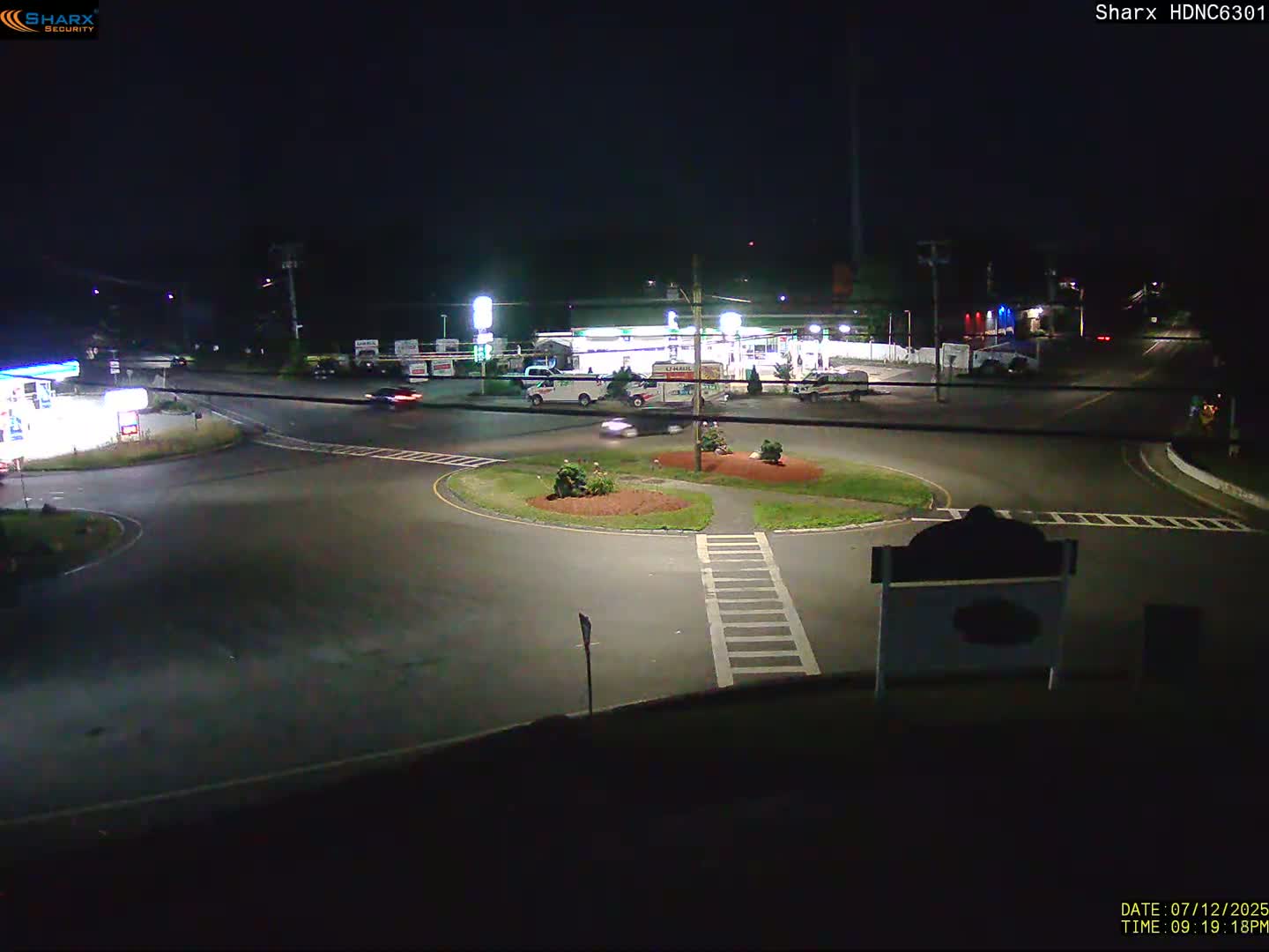 Derry City NH, E Derry Rd/ Chester Rd /E Broadway Derry Village Junction Live Cam - Derry, Rockingham, New Hampshire, USA