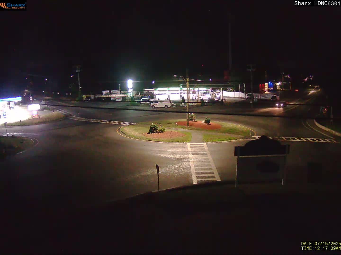 Derry City NH, E Derry Rd/ Chester Rd /E Broadway Derry Village Junction Live Cam - Derry, Rockingham, New Hampshire, USA