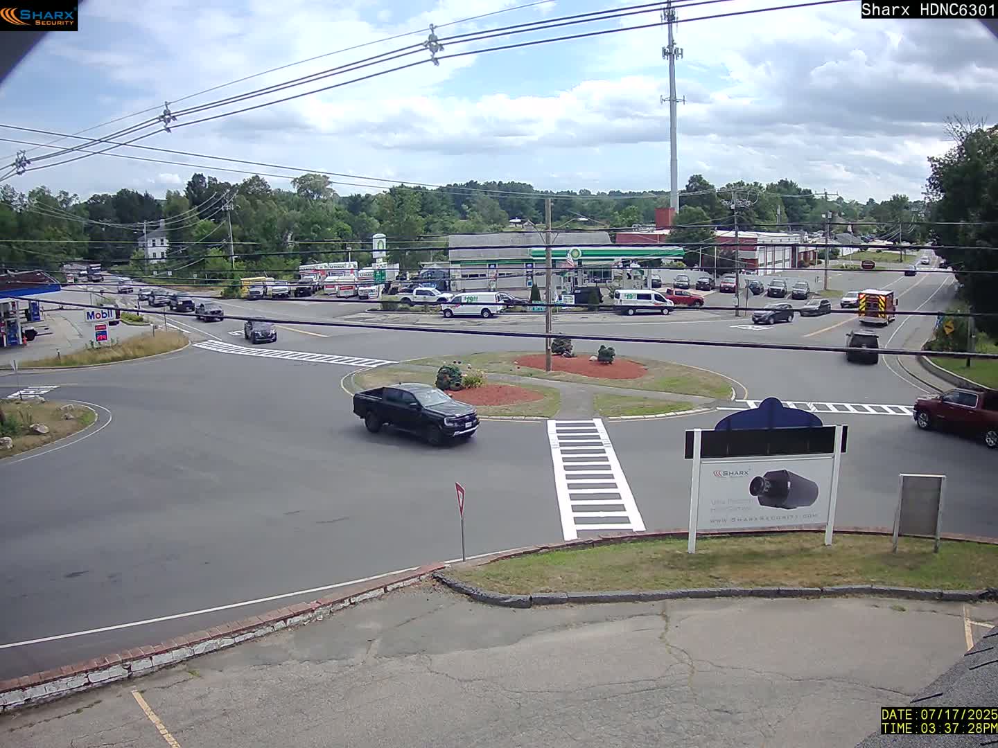 Derry City NH, E Derry Rd/ Chester Rd /E Broadway Derry Village Junction Live Cam - Derry, Rockingham, New Hampshire, USA