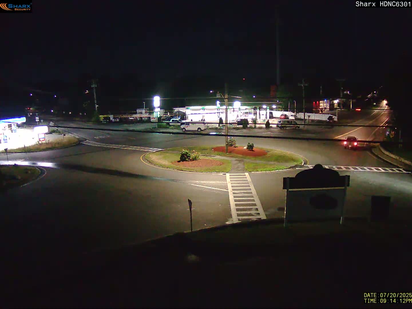 Derry City NH, E Derry Rd/ Chester Rd /E Broadway Derry Village Junction Live Cam - Derry, Rockingham, New Hampshire, USA