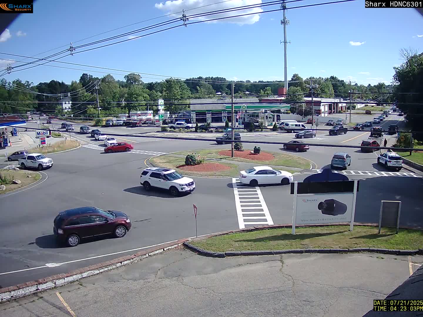 Derry City NH, E Derry Rd/ Chester Rd /E Broadway Derry Village Junction Live Cam - Derry, Rockingham, New Hampshire, USA