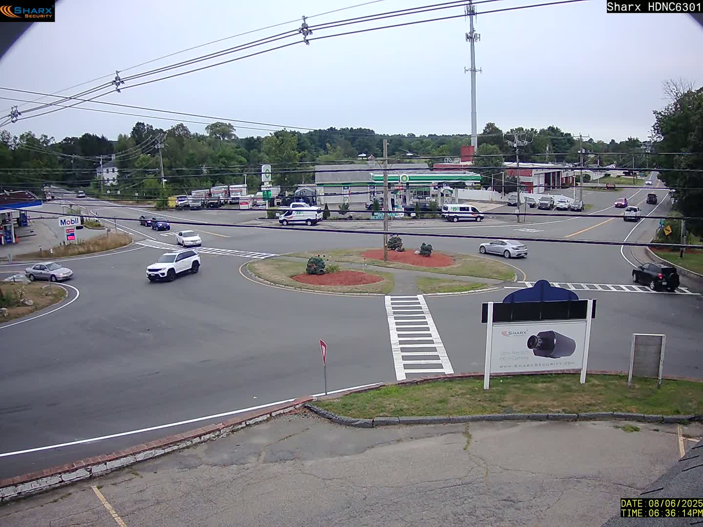 Derry City NH, E Derry Rd/ Chester Rd /E Broadway Derry Village Junction Live Cam - Derry, Rockingham, New Hampshire, USA