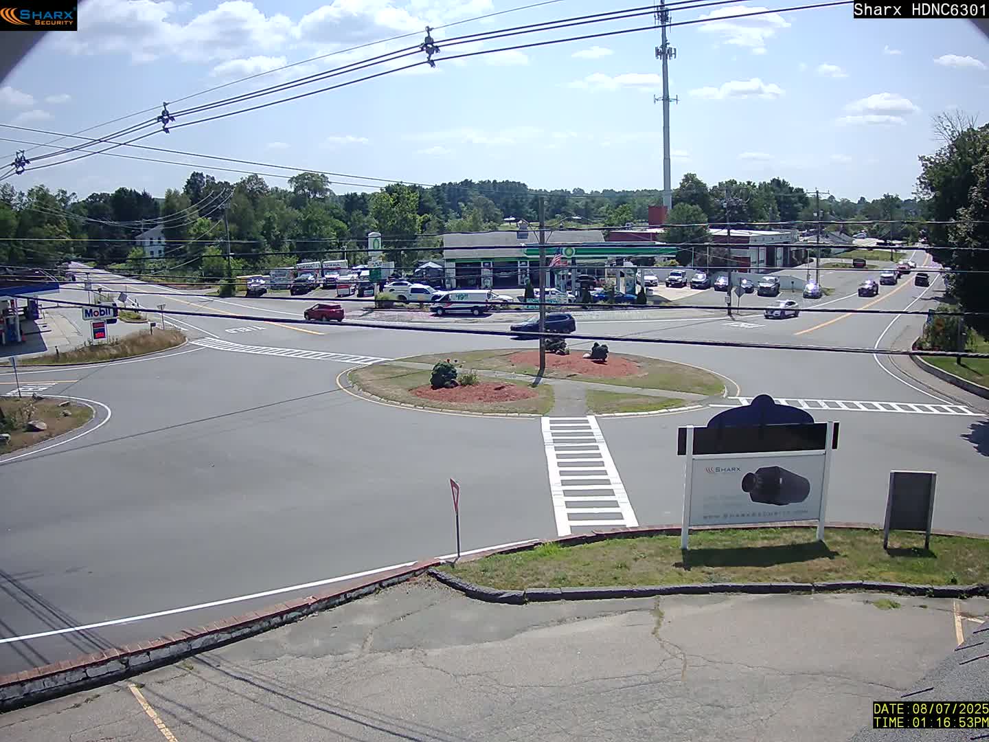 Derry City NH, E Derry Rd/ Chester Rd /E Broadway Derry Village Junction Live Cam - Derry, Rockingham, New Hampshire, USA