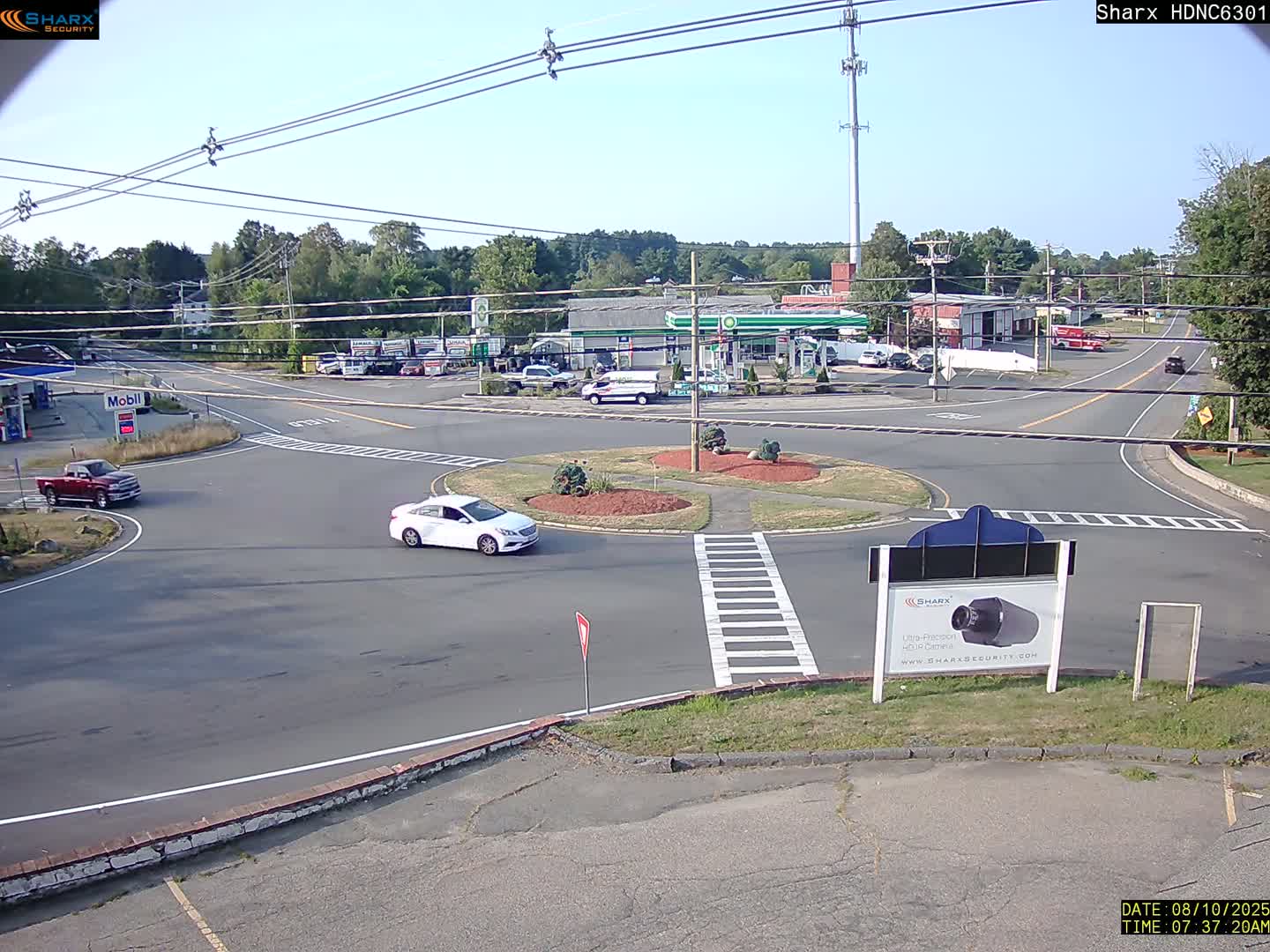 Derry City NH, E Derry Rd/ Chester Rd /E Broadway Derry Village Junction Live Cam - Derry, Rockingham, New Hampshire, USA