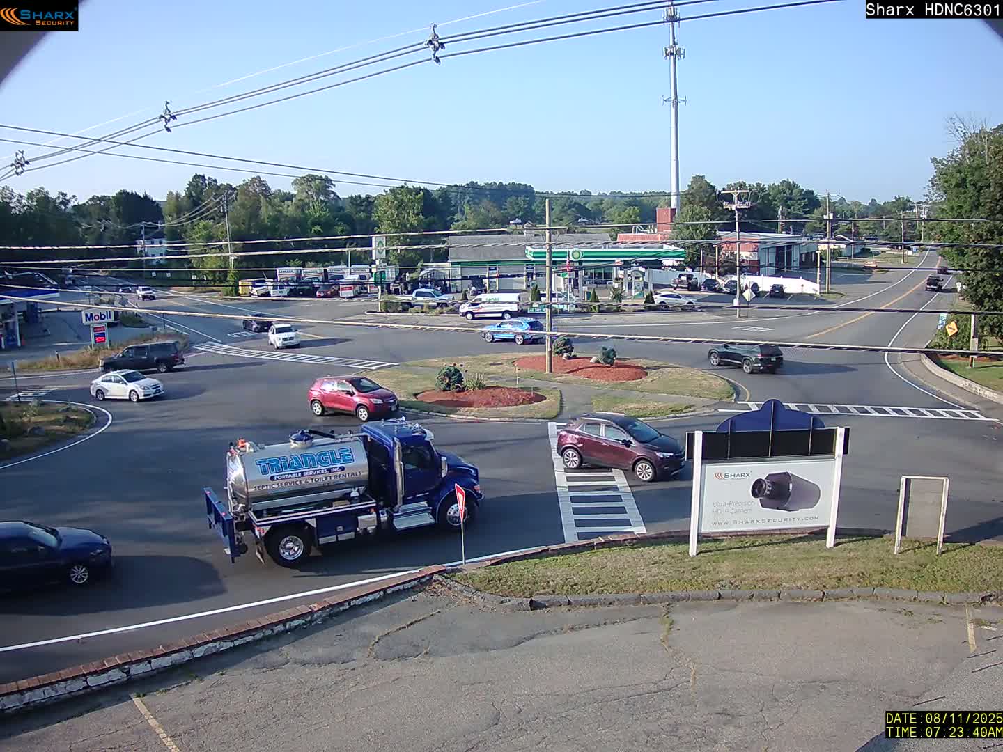 Derry City NH, E Derry Rd/ Chester Rd /E Broadway Derry Village Junction Live Cam - Derry, Rockingham, New Hampshire, USA