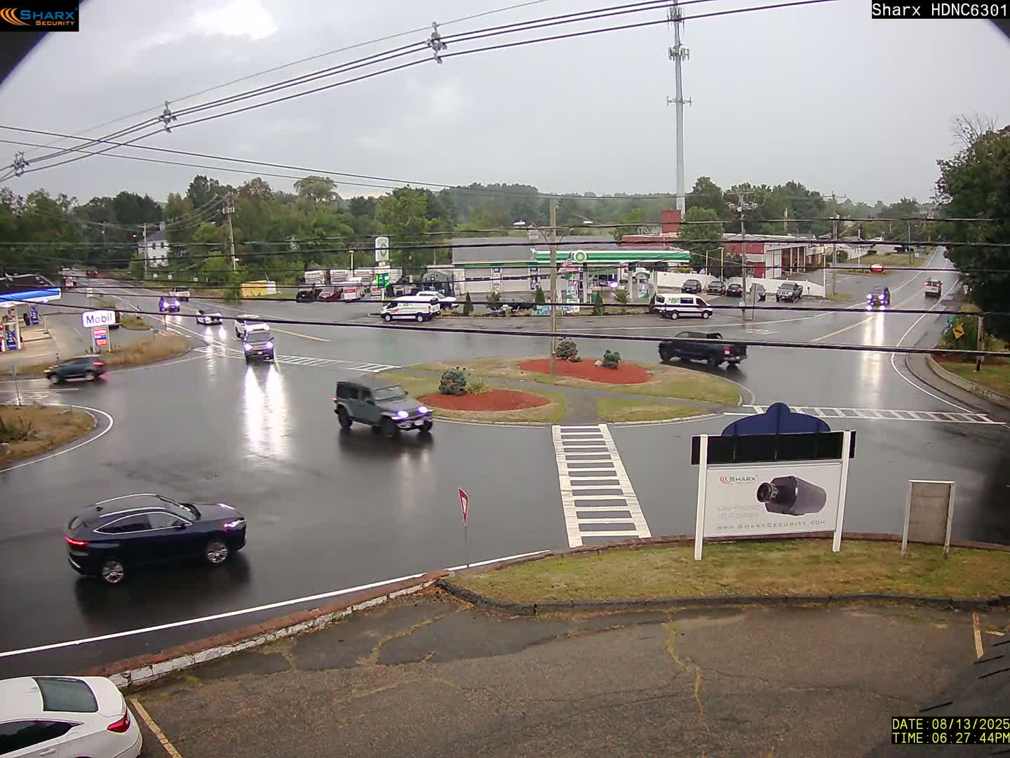 Derry City NH, E Derry Rd/ Chester Rd /E Broadway Derry Village Junction Live Cam - Derry, Rockingham, New Hampshire, USA