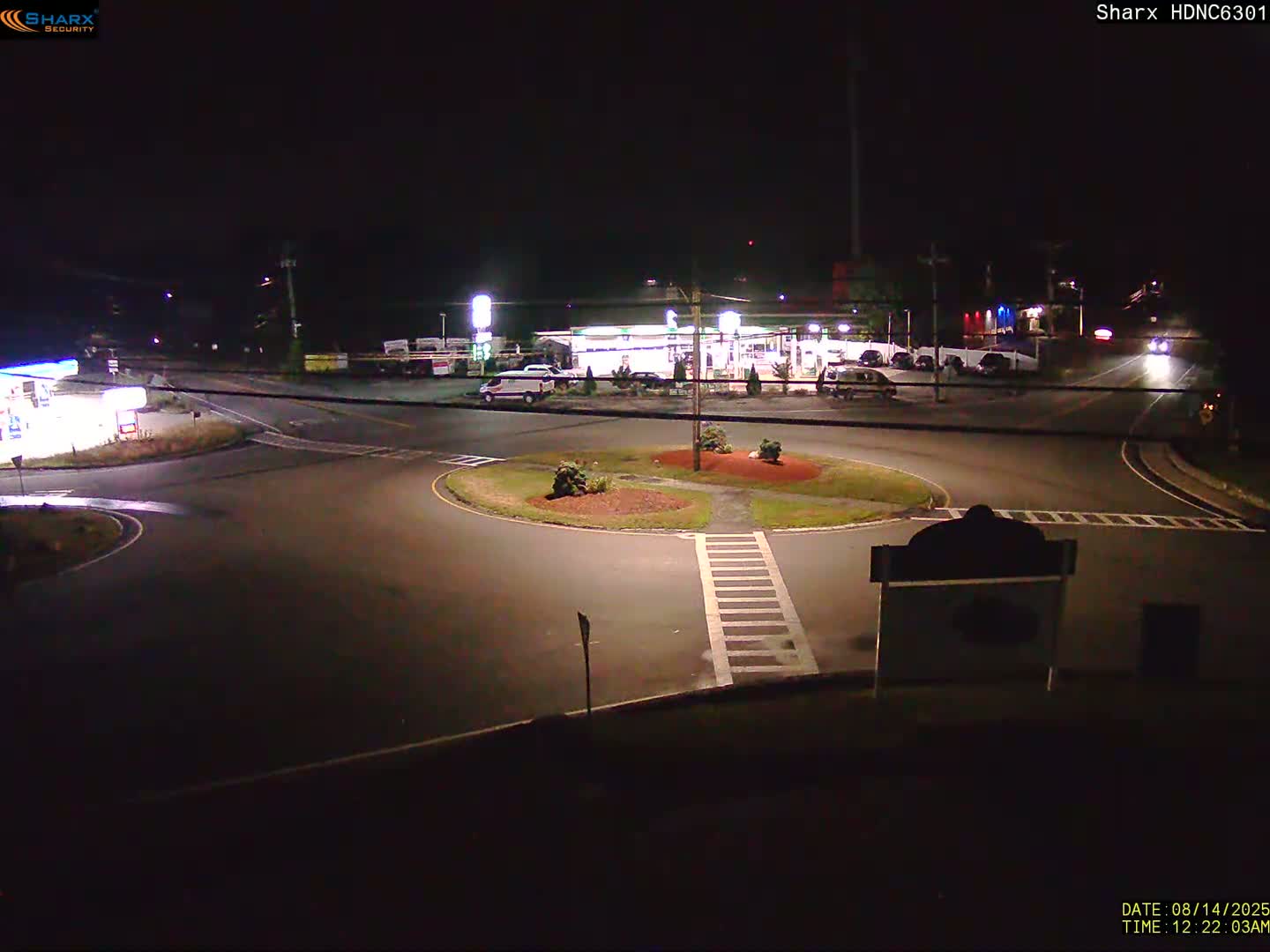 Derry City NH, E Derry Rd/ Chester Rd /E Broadway Derry Village Junction Live Cam - Derry, Rockingham, New Hampshire, USA