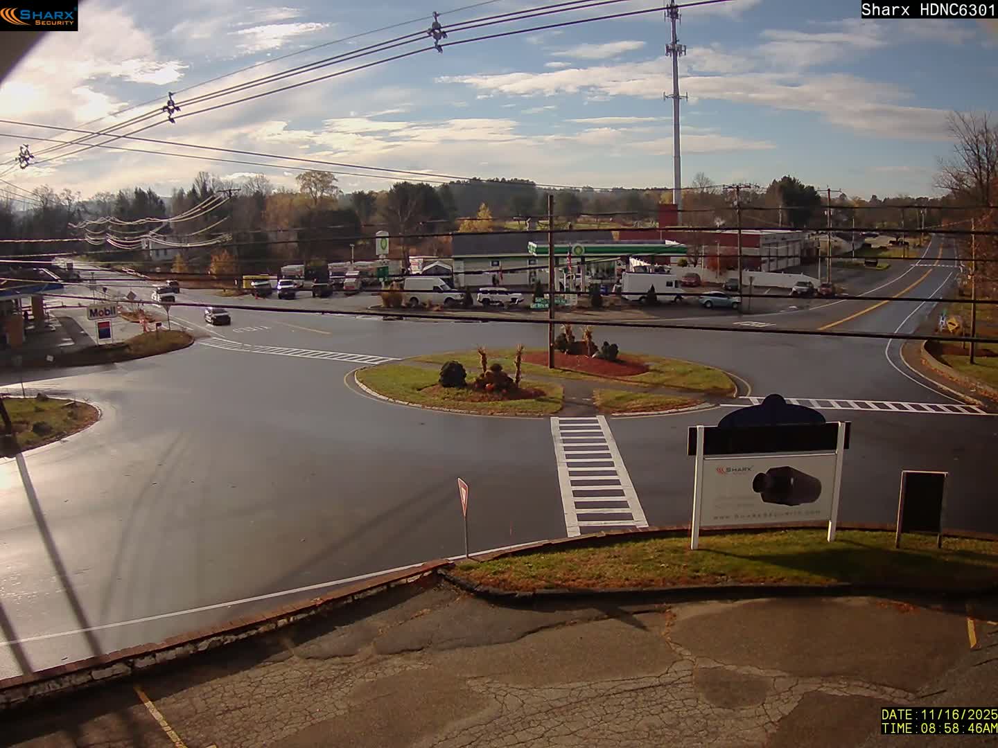 Derry City NH, E Derry Rd/ Chester Rd /E Broadway Derry Village Junction Live Cam - Derry, Rockingham, New Hampshire, USA