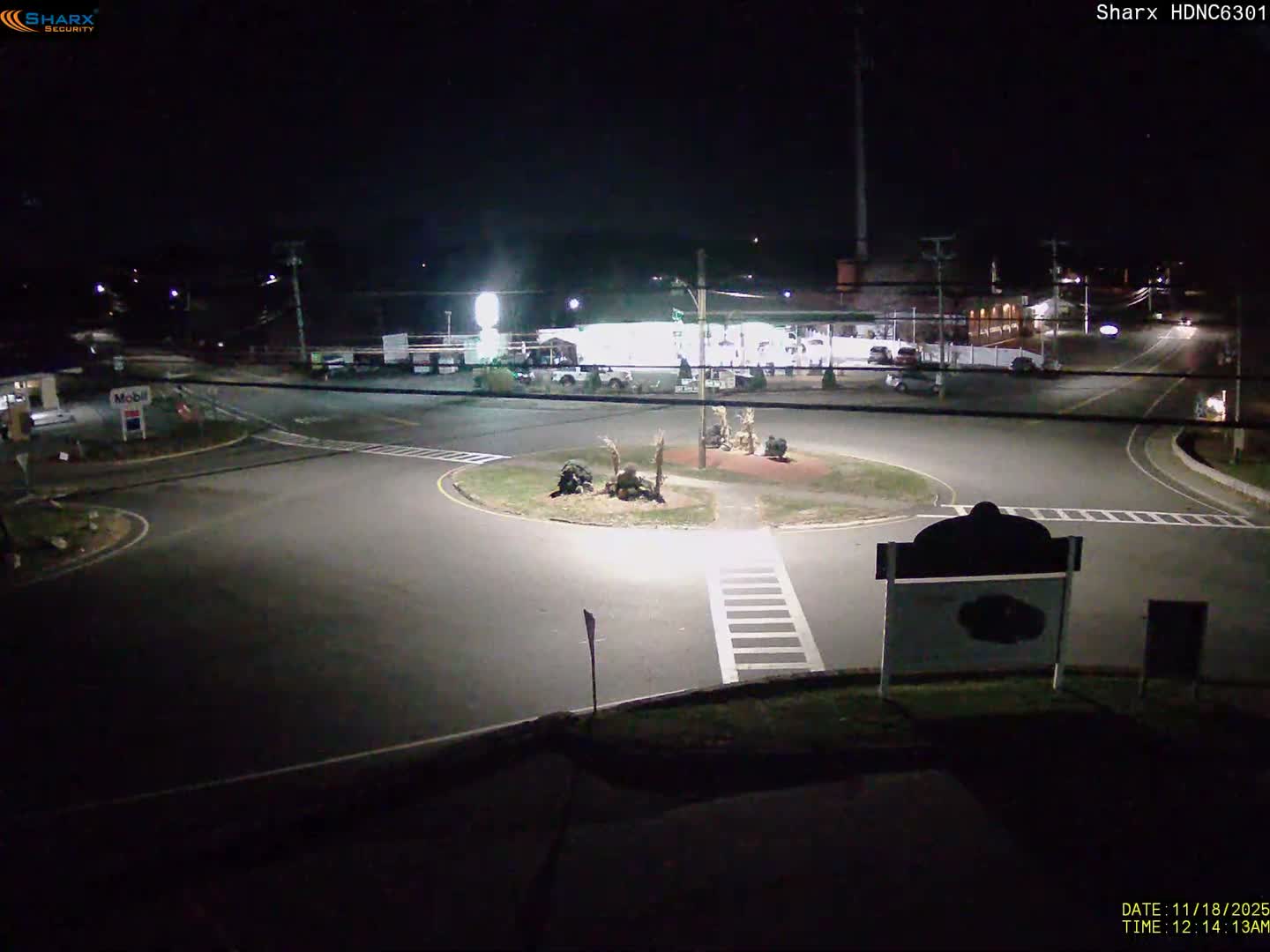 Derry City NH, E Derry Rd/ Chester Rd /E Broadway Derry Village Junction Live Cam - Derry, Rockingham, New Hampshire, USA