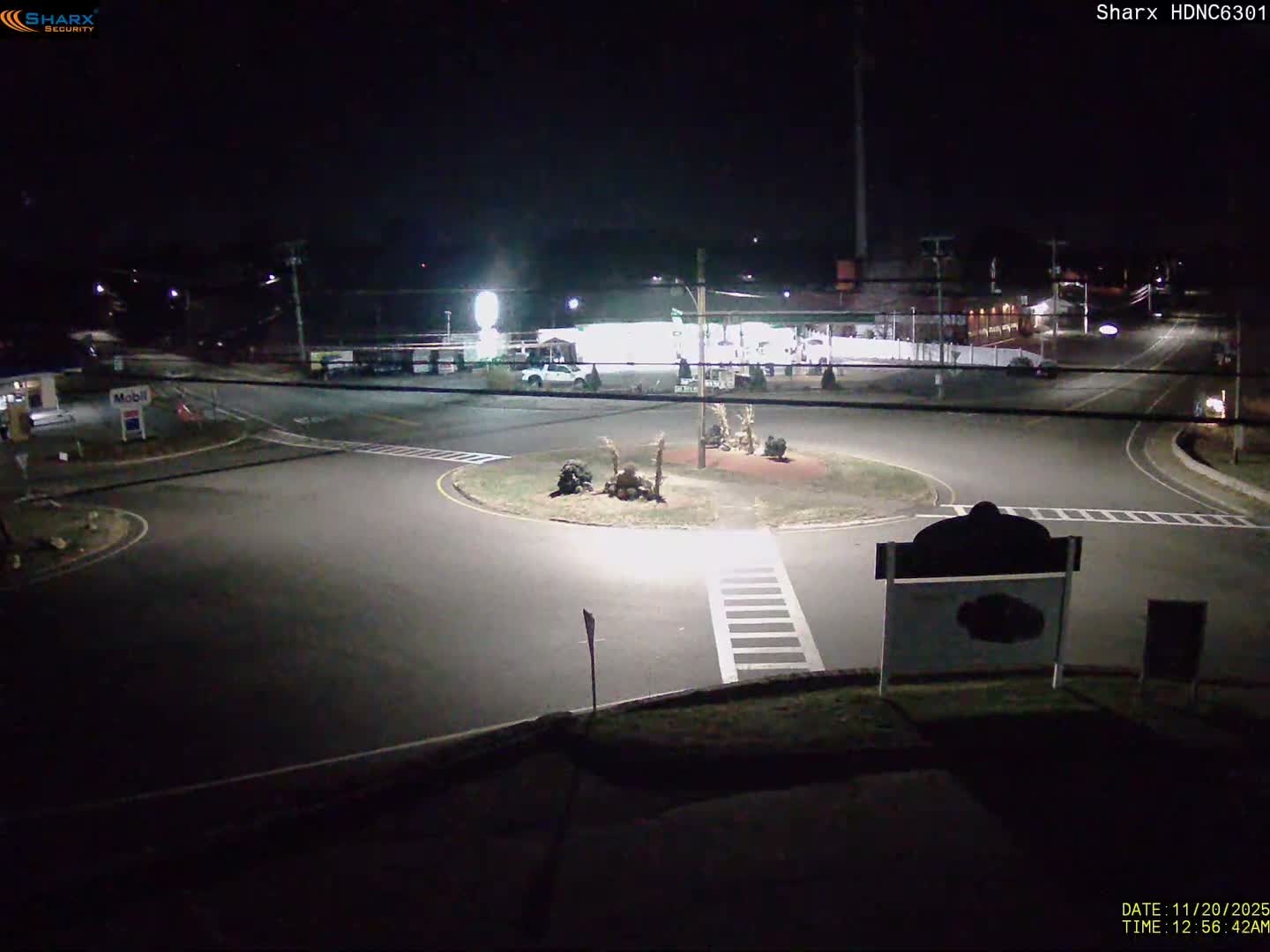 Derry City NH, E Derry Rd/ Chester Rd /E Broadway Derry Village Junction Live Cam - Derry, Rockingham, New Hampshire, USA