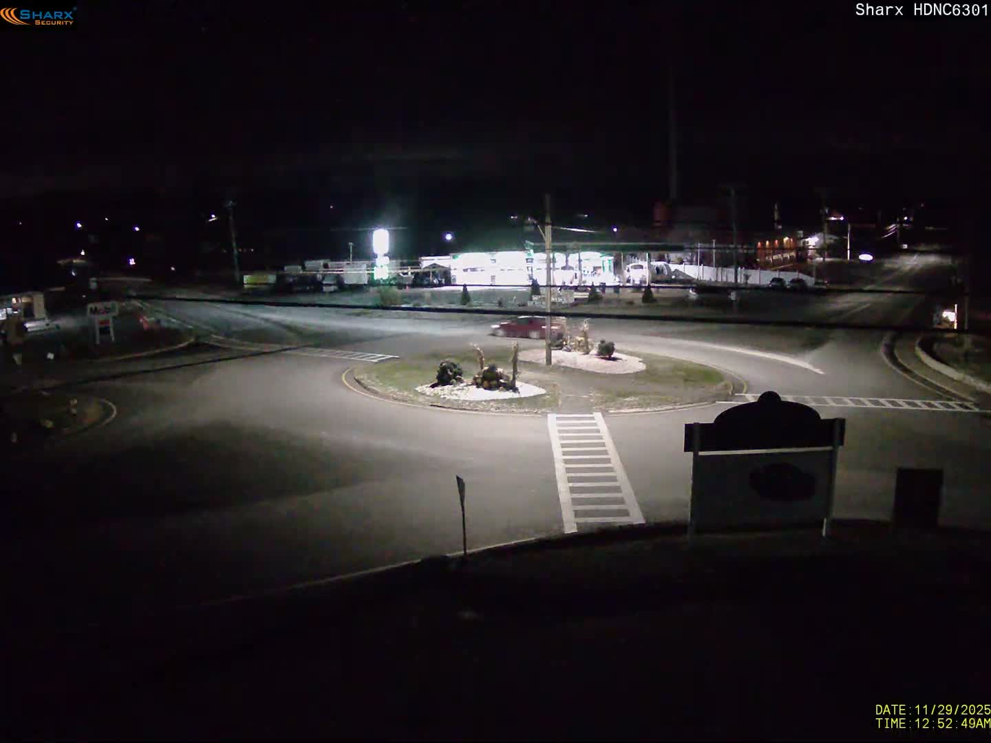 Derry City NH, E Derry Rd/ Chester Rd /E Broadway Derry Village Junction Live Cam - Derry, Rockingham, New Hampshire, USA