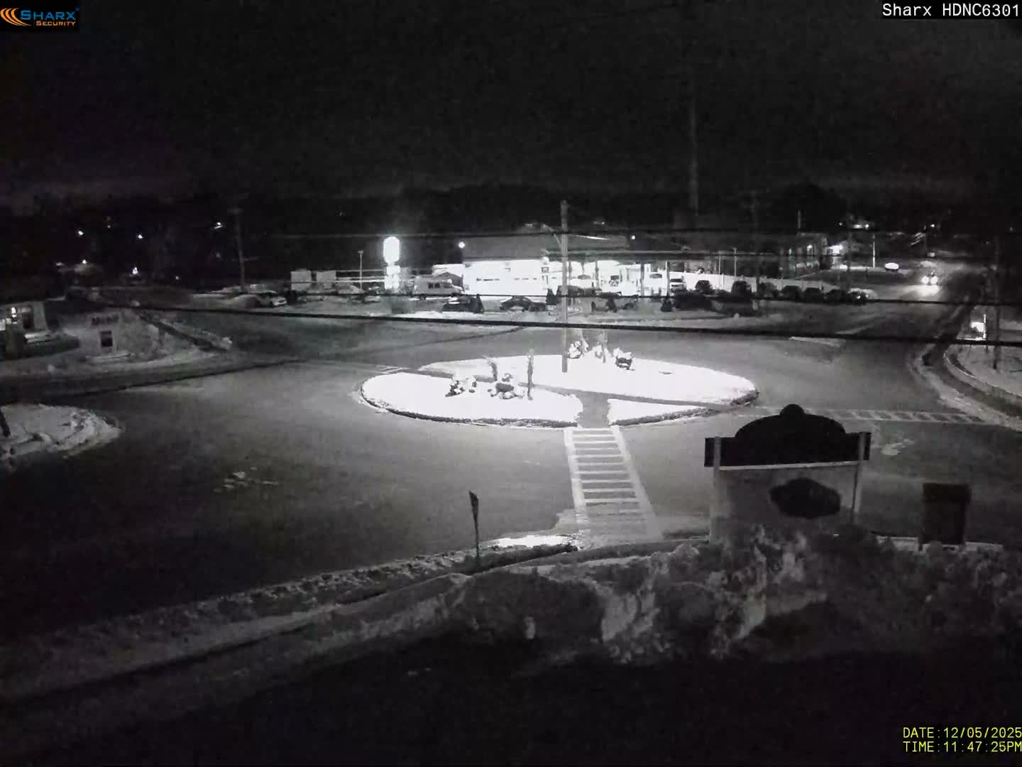 Derry City NH, E Derry Rd/ Chester Rd /E Broadway Derry Village Junction Live Cam - Derry, Rockingham, New Hampshire, USA