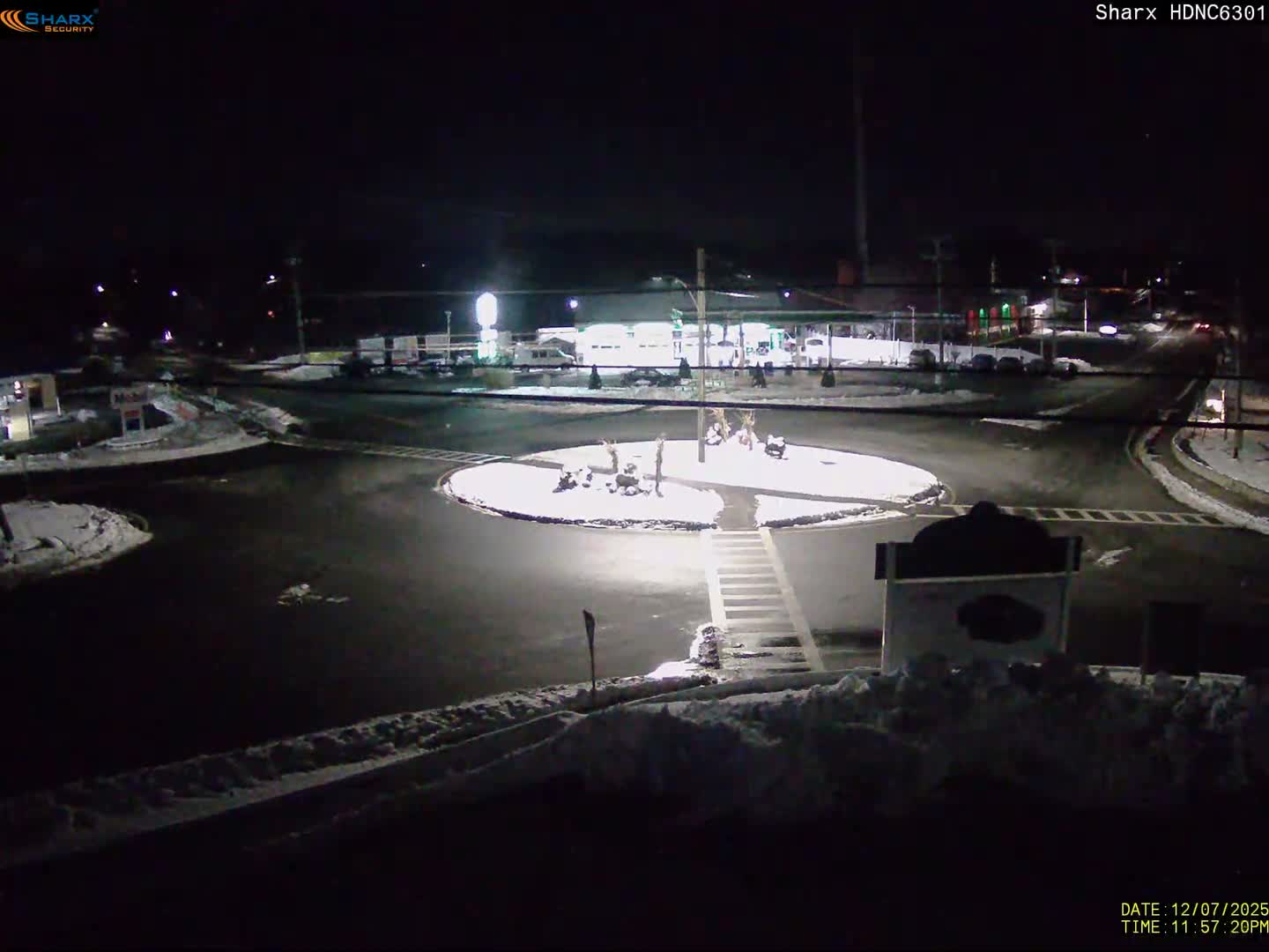 Derry City NH, E Derry Rd/ Chester Rd /E Broadway Derry Village Junction Live Cam - Derry, Rockingham, New Hampshire, USA