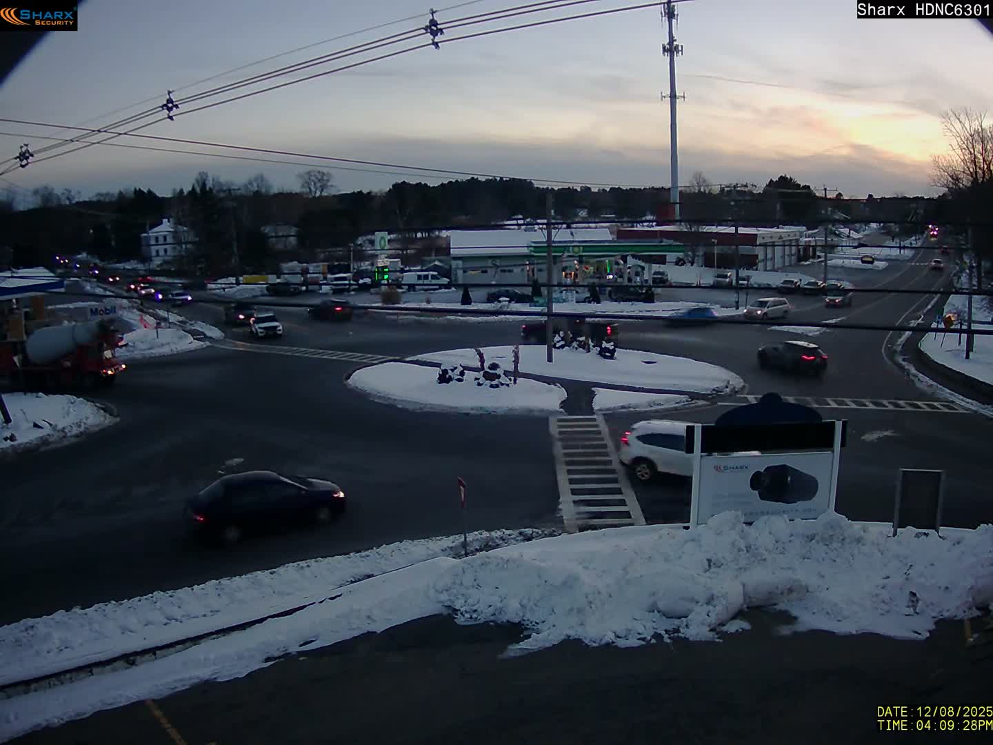 Derry City NH, E Derry Rd/ Chester Rd /E Broadway Derry Village Junction Live Cam - Derry, Rockingham, New Hampshire, USA