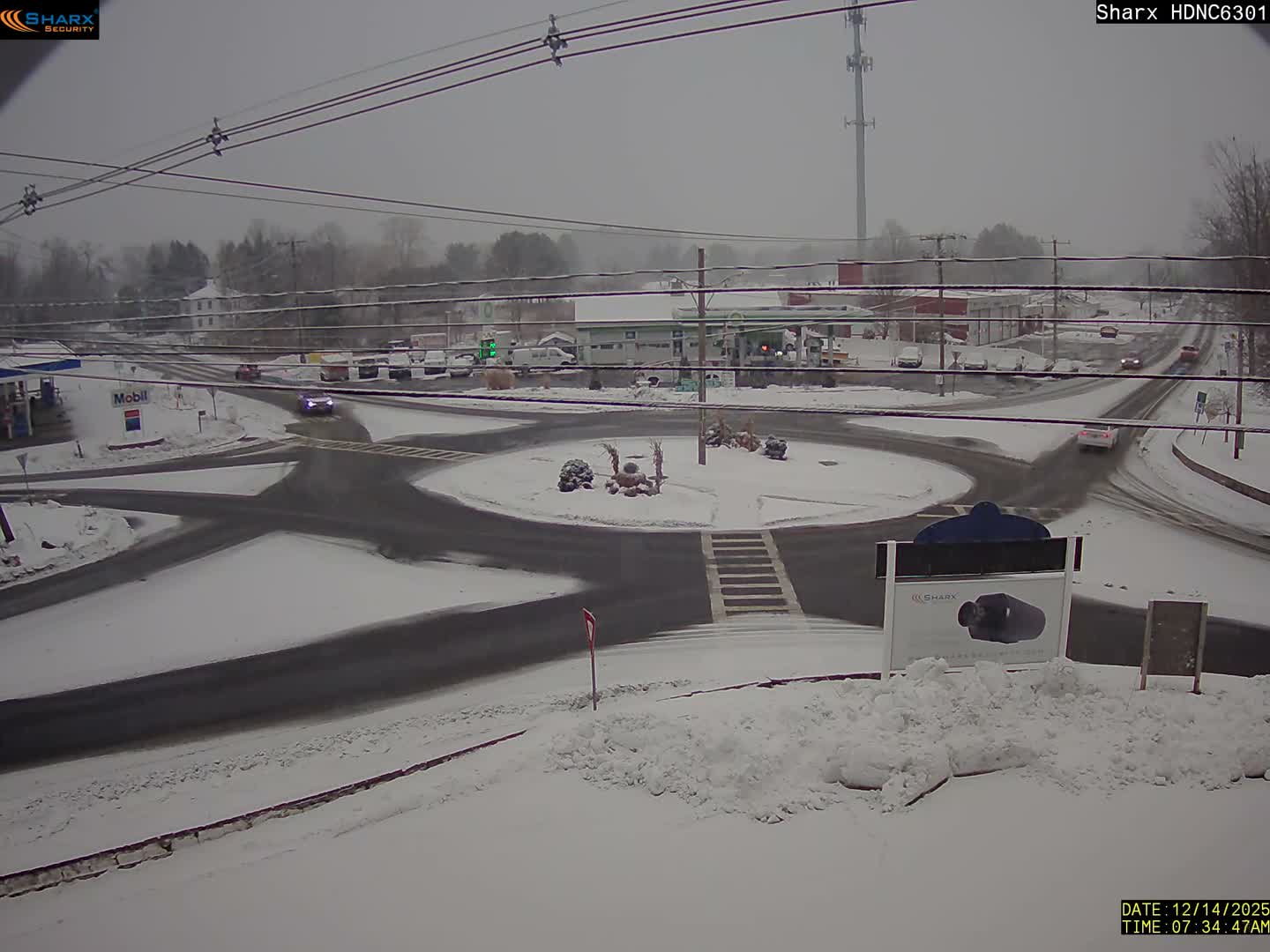 Derry City NH, E Derry Rd/ Chester Rd /E Broadway Derry Village Junction Live Cam - Derry, Rockingham, New Hampshire, USA