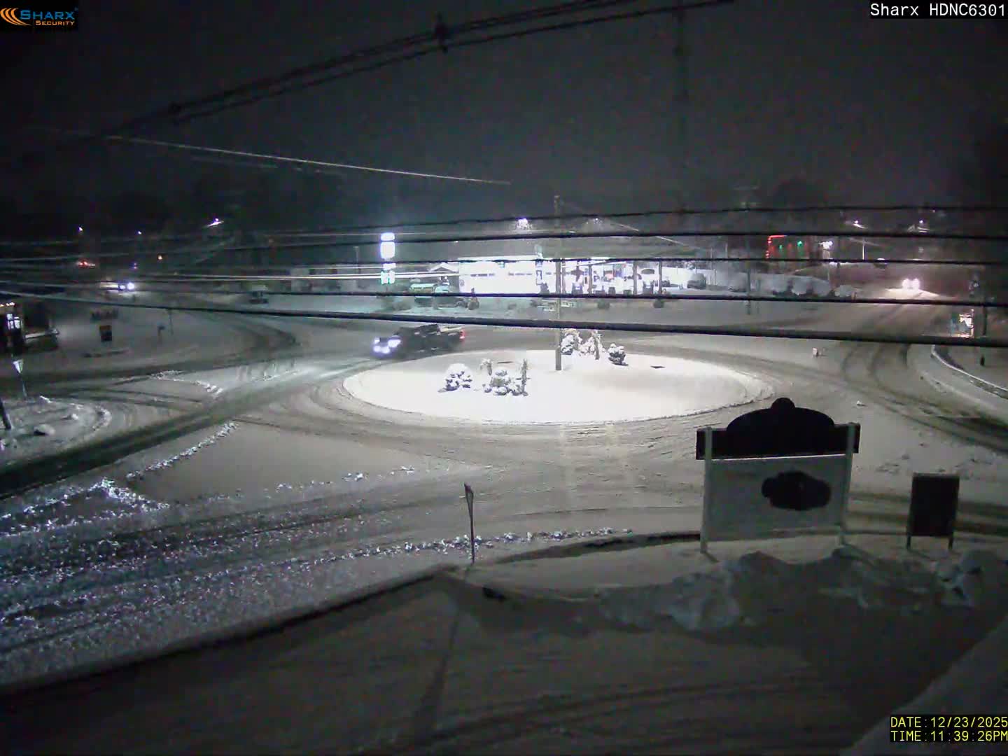 Derry City NH, E Derry Rd/ Chester Rd /E Broadway Derry Village Junction Live Cam - Derry, Rockingham, New Hampshire, USA