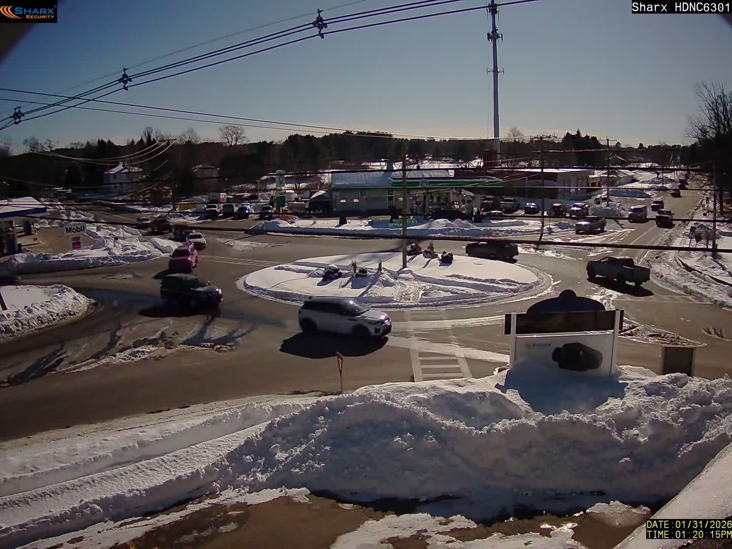 Derry City NH, E Derry Rd/ Chester Rd /E Broadway Derry Village Junction Live Cam - Derry, Rockingham, New Hampshire, USA