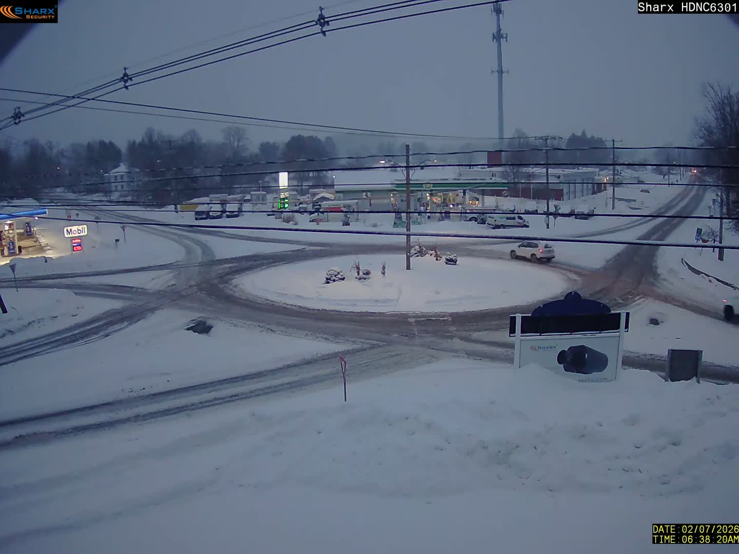 Derry City NH, E Derry Rd/ Chester Rd /E Broadway Derry Village Junction Live Cam - Derry, Rockingham, New Hampshire, USA