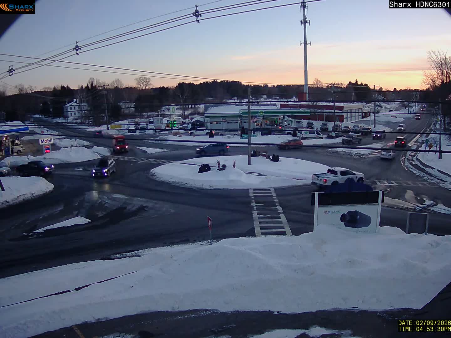 Derry City NH, E Derry Rd/ Chester Rd /E Broadway Derry Village Junction Live Cam - Derry, Rockingham, New Hampshire, USA