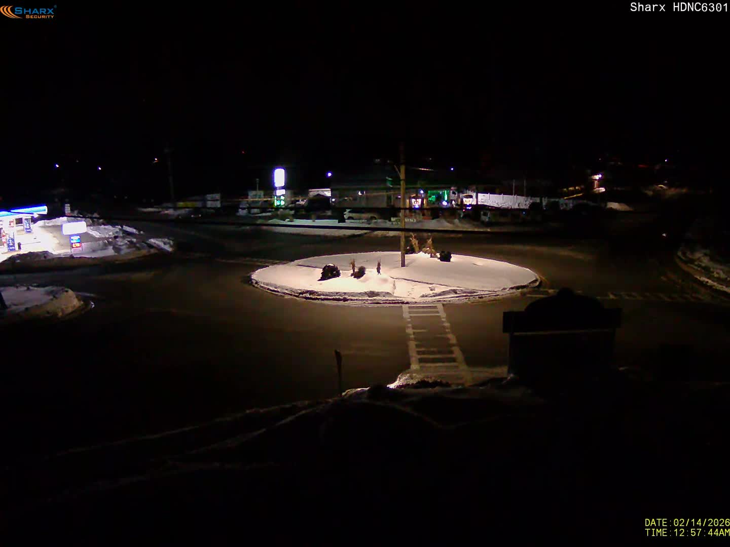 Derry City NH, E Derry Rd/ Chester Rd /E Broadway Derry Village Junction Live Cam - Derry, Rockingham, New Hampshire, USA