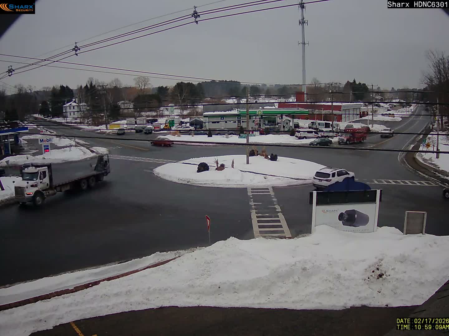 Derry City NH, E Derry Rd/ Chester Rd /E Broadway Derry Village Junction Live Cam - Derry, Rockingham, New Hampshire, USA