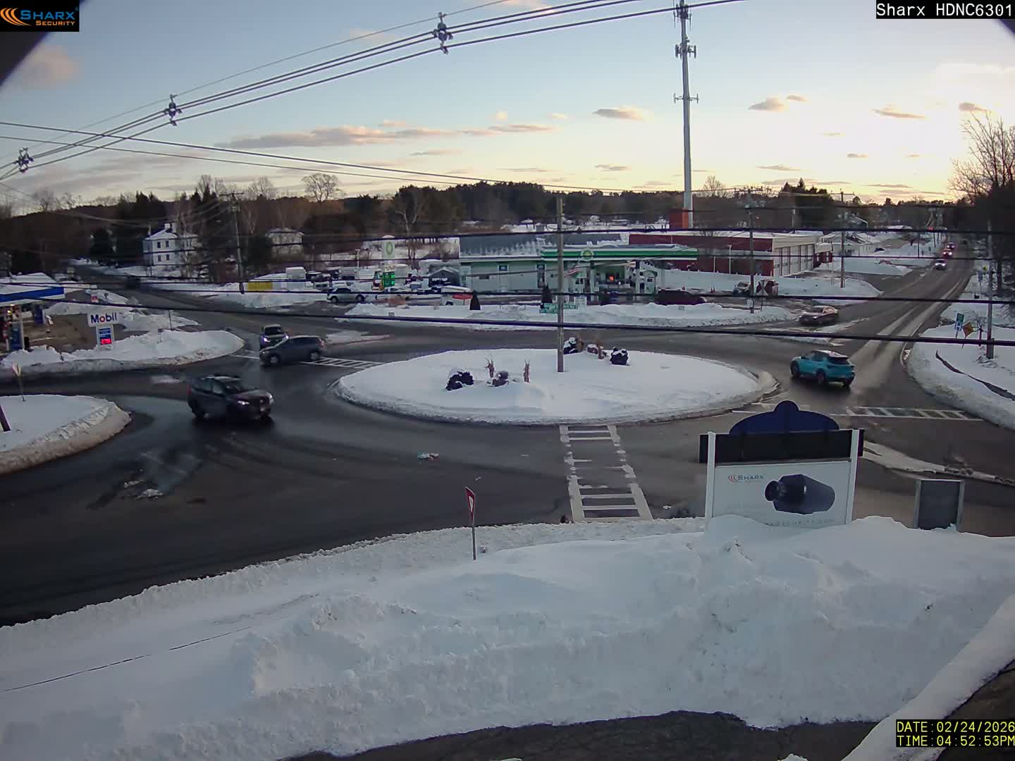Derry City NH, E Derry Rd/ Chester Rd /E Broadway Derry Village Junction Live Cam - Derry, Rockingham, New Hampshire, USA