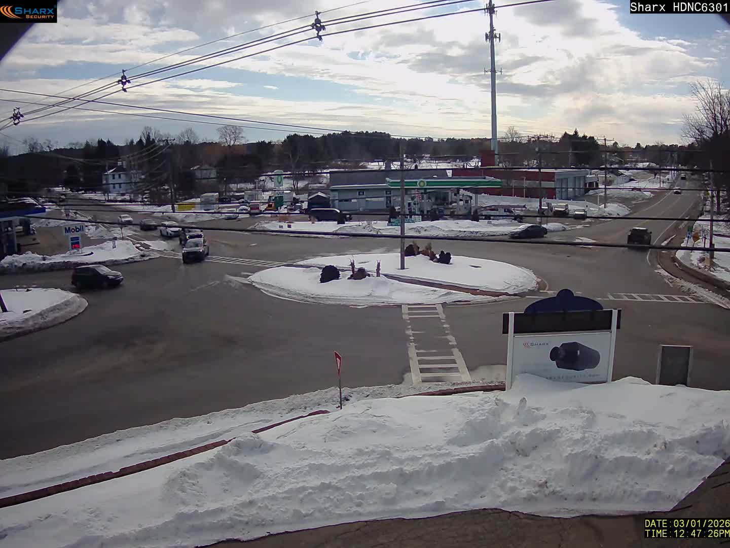Derry City NH, E Derry Rd/ Chester Rd /E Broadway Derry Village Junction Live Cam - Derry, Rockingham, New Hampshire, USA