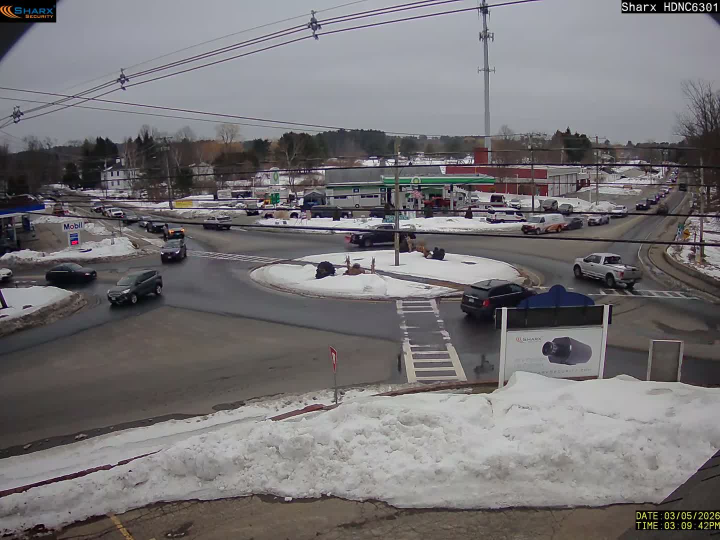 Derry City NH, E Derry Rd/ Chester Rd /E Broadway Derry Village Junction Live Cam - Derry, Rockingham, New Hampshire, USA