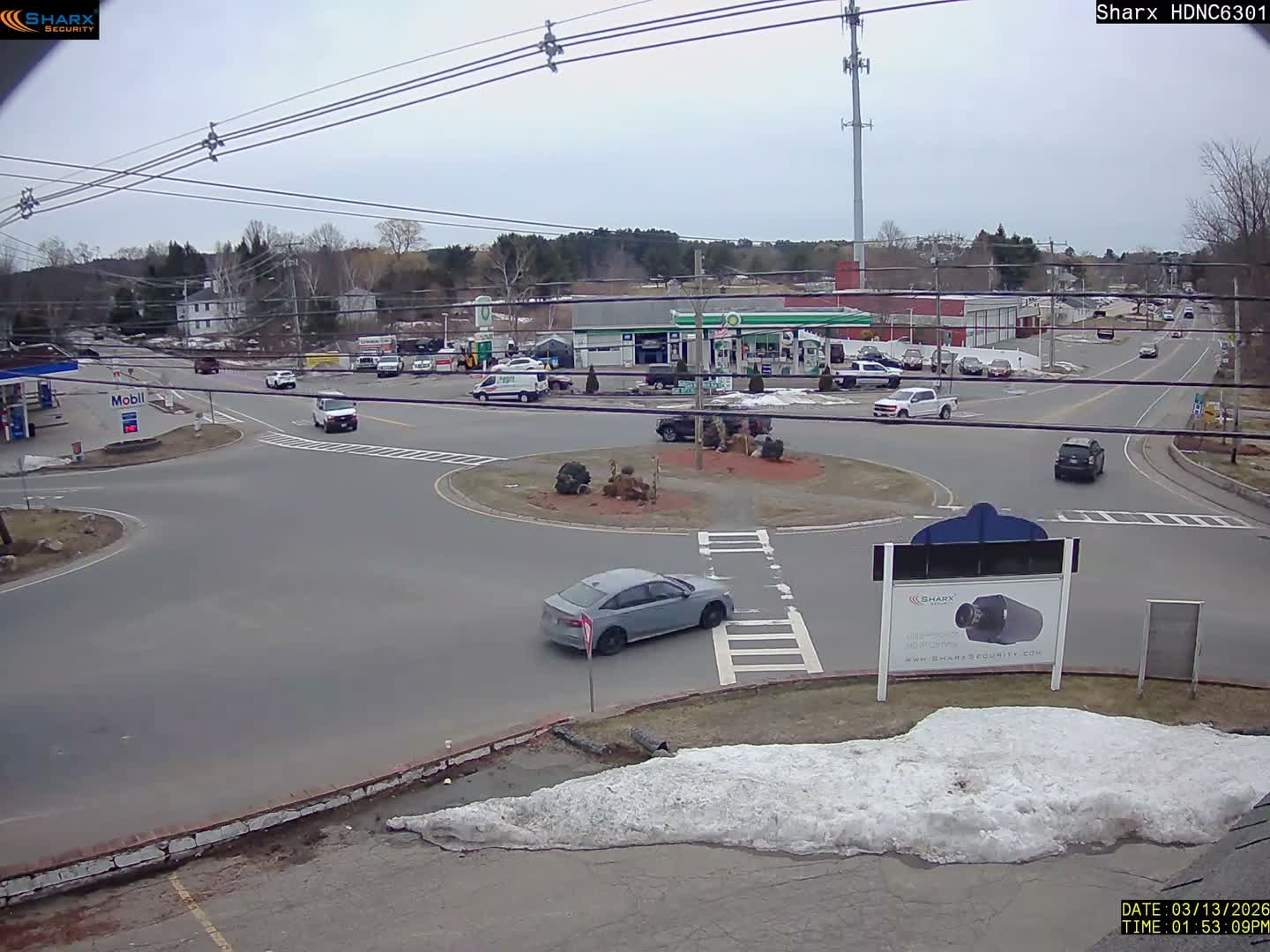Derry City NH, E Derry Rd/ Chester Rd /E Broadway Derry Village Junction Live Cam - Derry, Rockingham, New Hampshire, USA