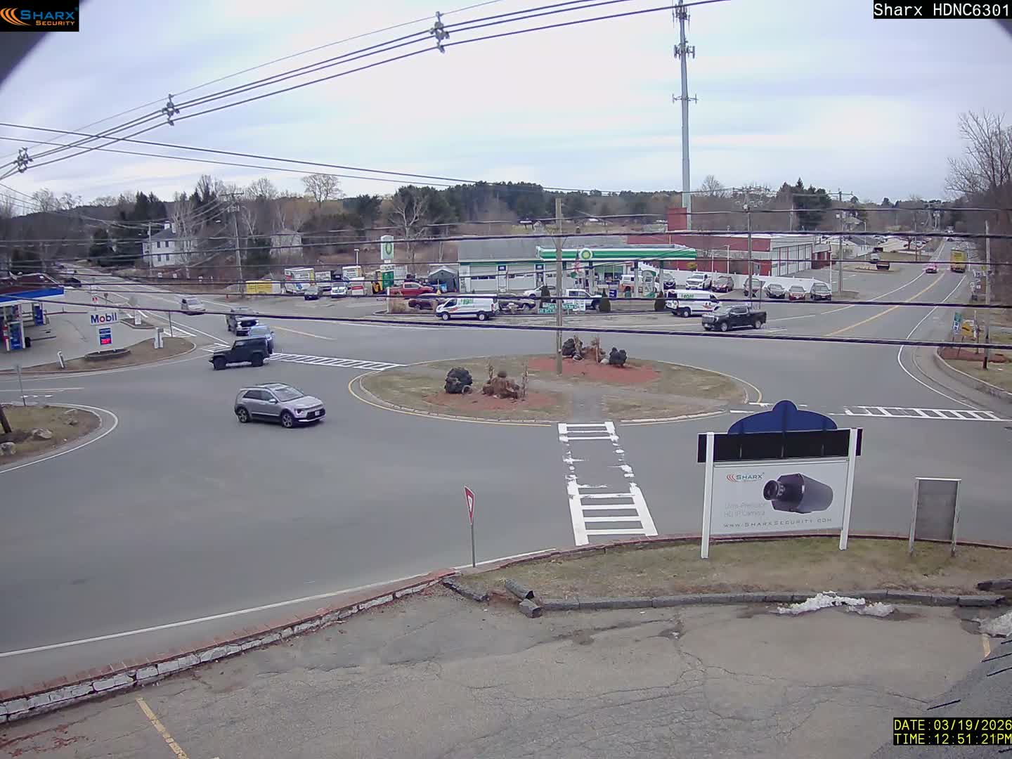Derry City NH, E Derry Rd/ Chester Rd /E Broadway Derry Village Junction Live Cam - Derry, Rockingham, New Hampshire, USA