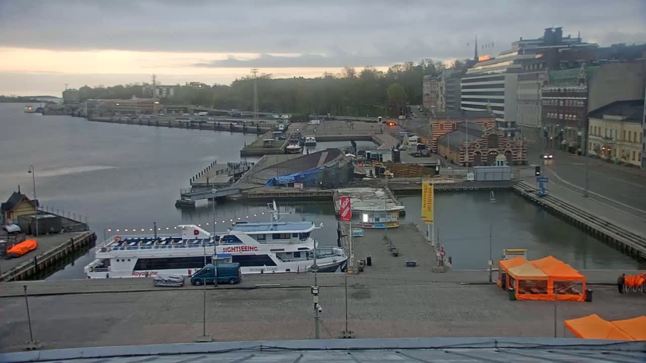 Helsinki Port & City from South Harbour Live Cam - Katajanokka, Helsinki, Uusimaa, Finland