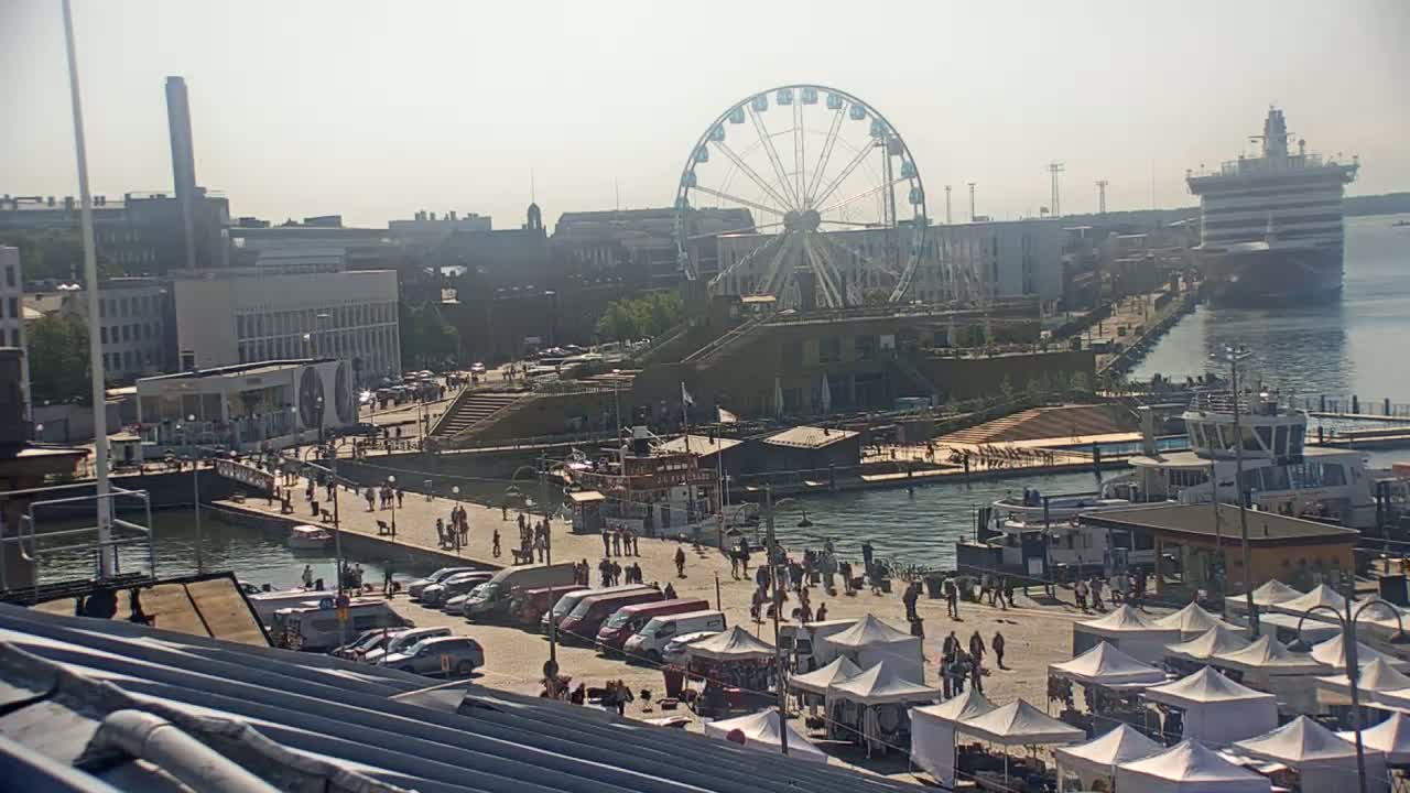 Helsinki Port & City from South Harbour Live Cam - Katajanokka, Helsinki, Uusimaa, Finland