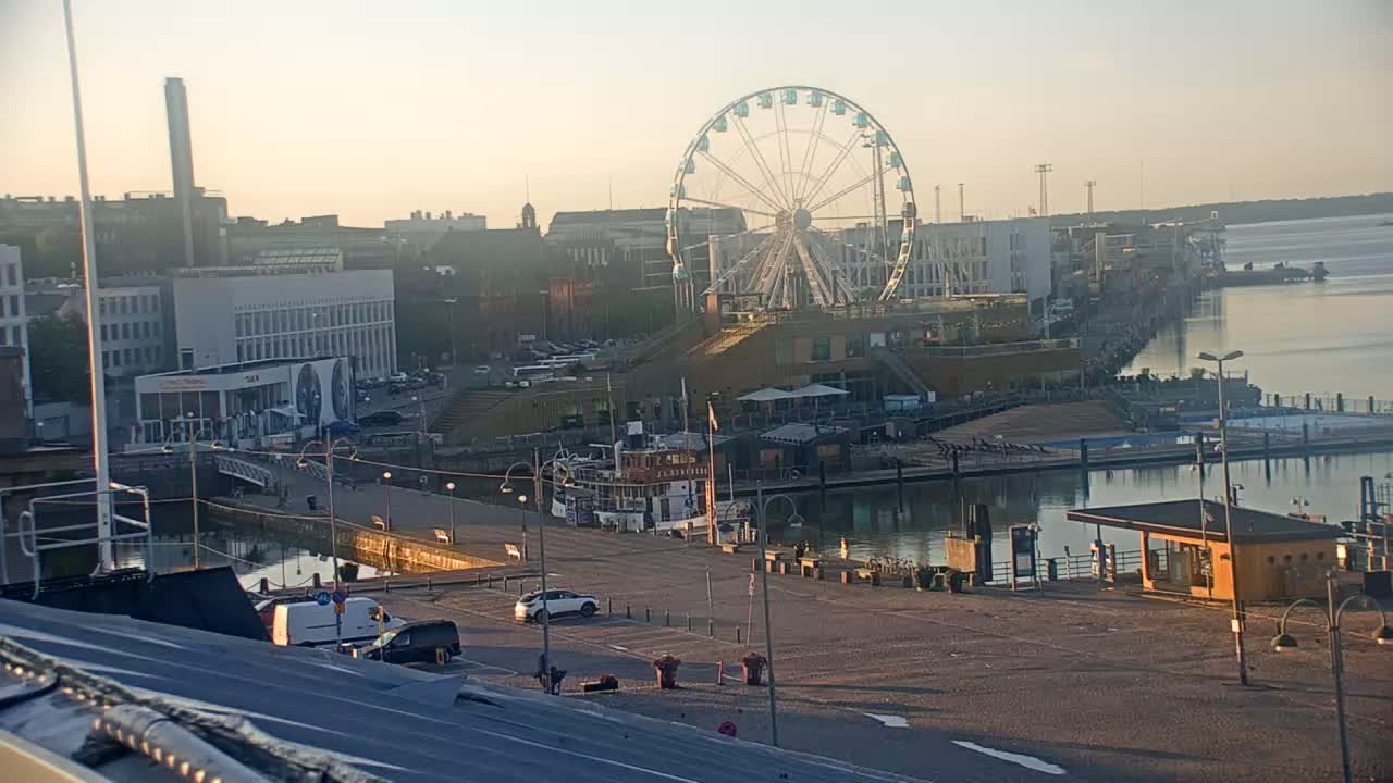 Helsinki Port & City from South Harbour Live Cam - Katajanokka, Helsinki, Uusimaa, Finland