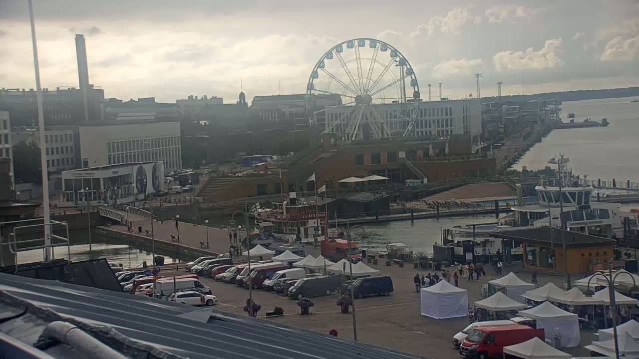 Helsinki Port & City from South Harbour Live Cam - Katajanokka, Helsinki, Uusimaa, Finland