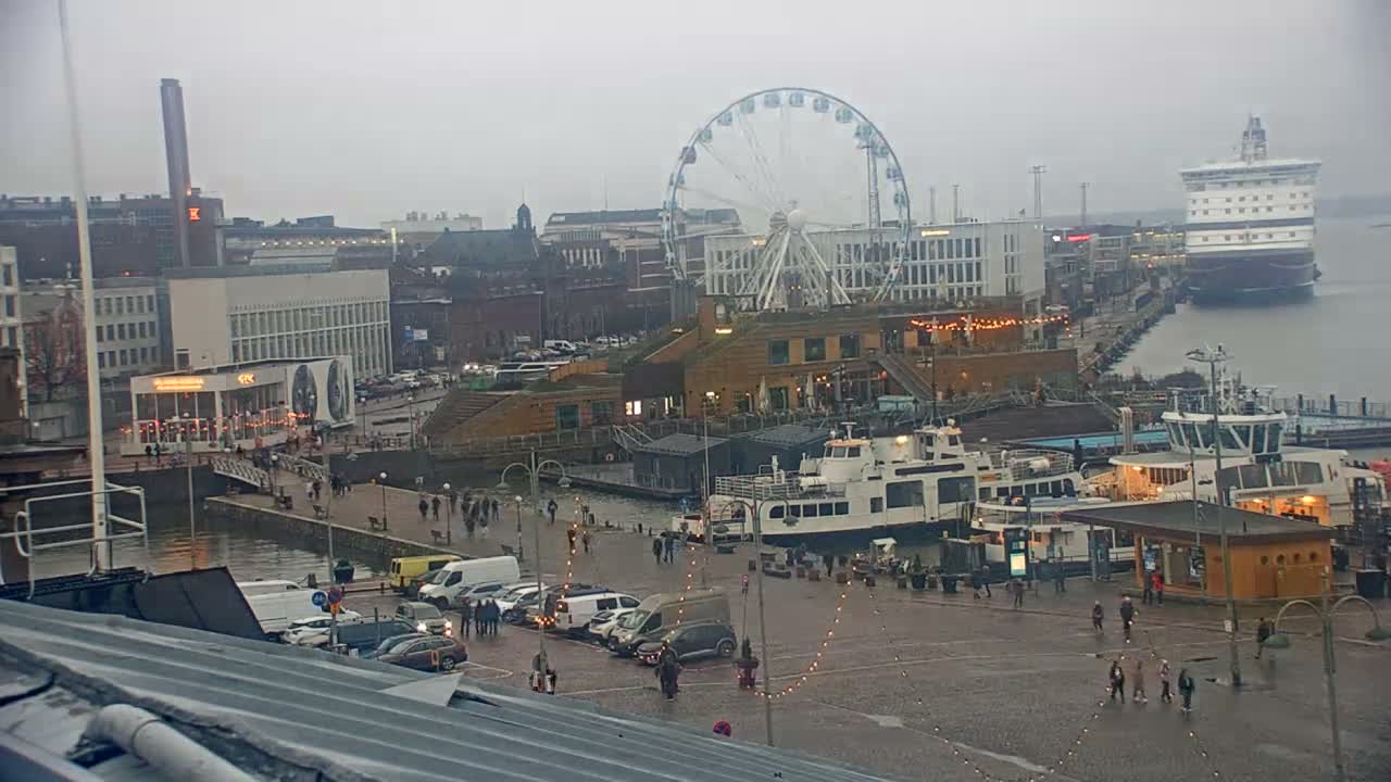 Helsinki Port & City from South Harbour Live Cam - Katajanokka, Helsinki, Uusimaa, Finland