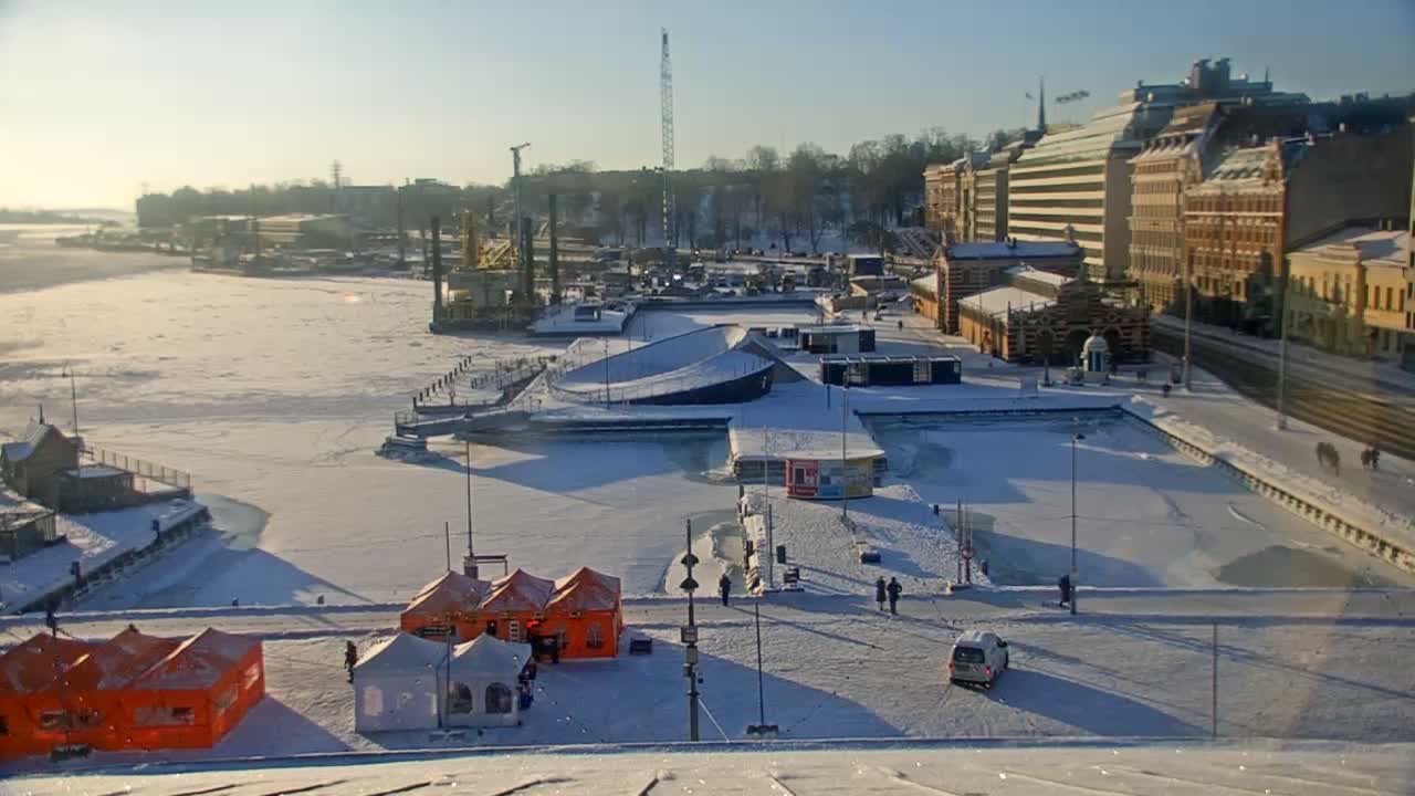 Helsinki Port & City from South Harbour Live Cam - Katajanokka, Helsinki, Uusimaa, Finland