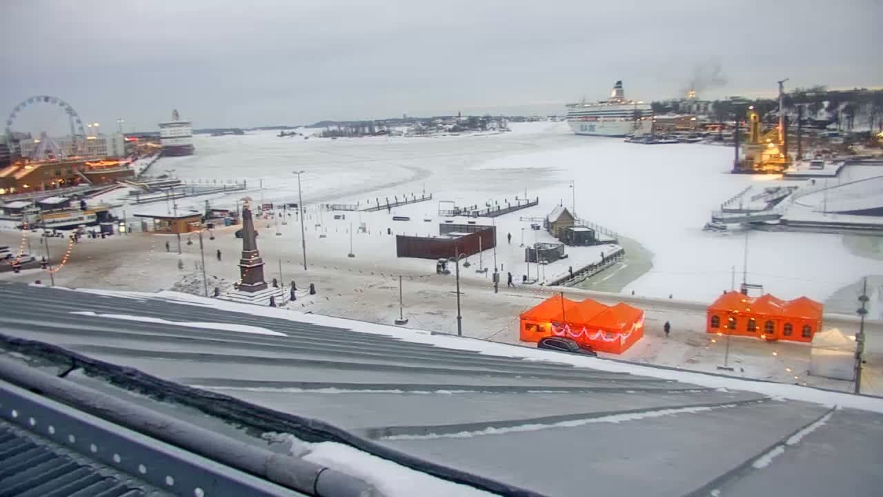 Helsinki Port & City from South Harbour Live Cam - Katajanokka, Helsinki, Uusimaa, Finland