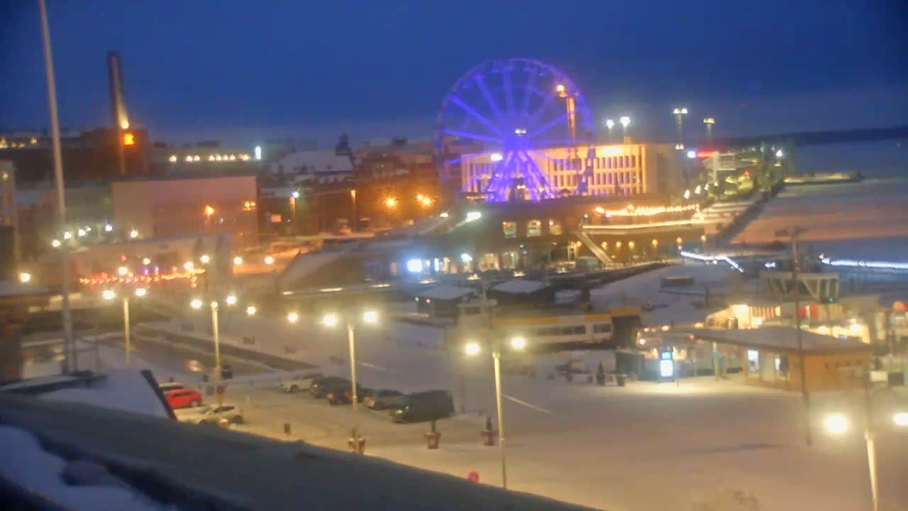 Helsinki Port & City from South Harbour Live Cam - Katajanokka, Helsinki, Uusimaa, Finland