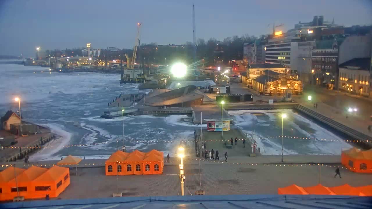 Helsinki Port & City from South Harbour Live Cam - Katajanokka, Helsinki, Uusimaa, Finland
