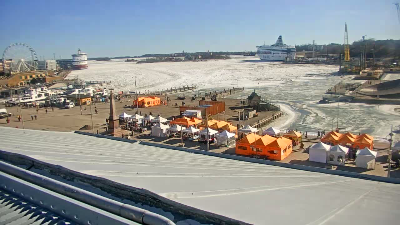 Helsinki Port & City from South Harbour Live Cam - Katajanokka, Helsinki, Uusimaa, Finland