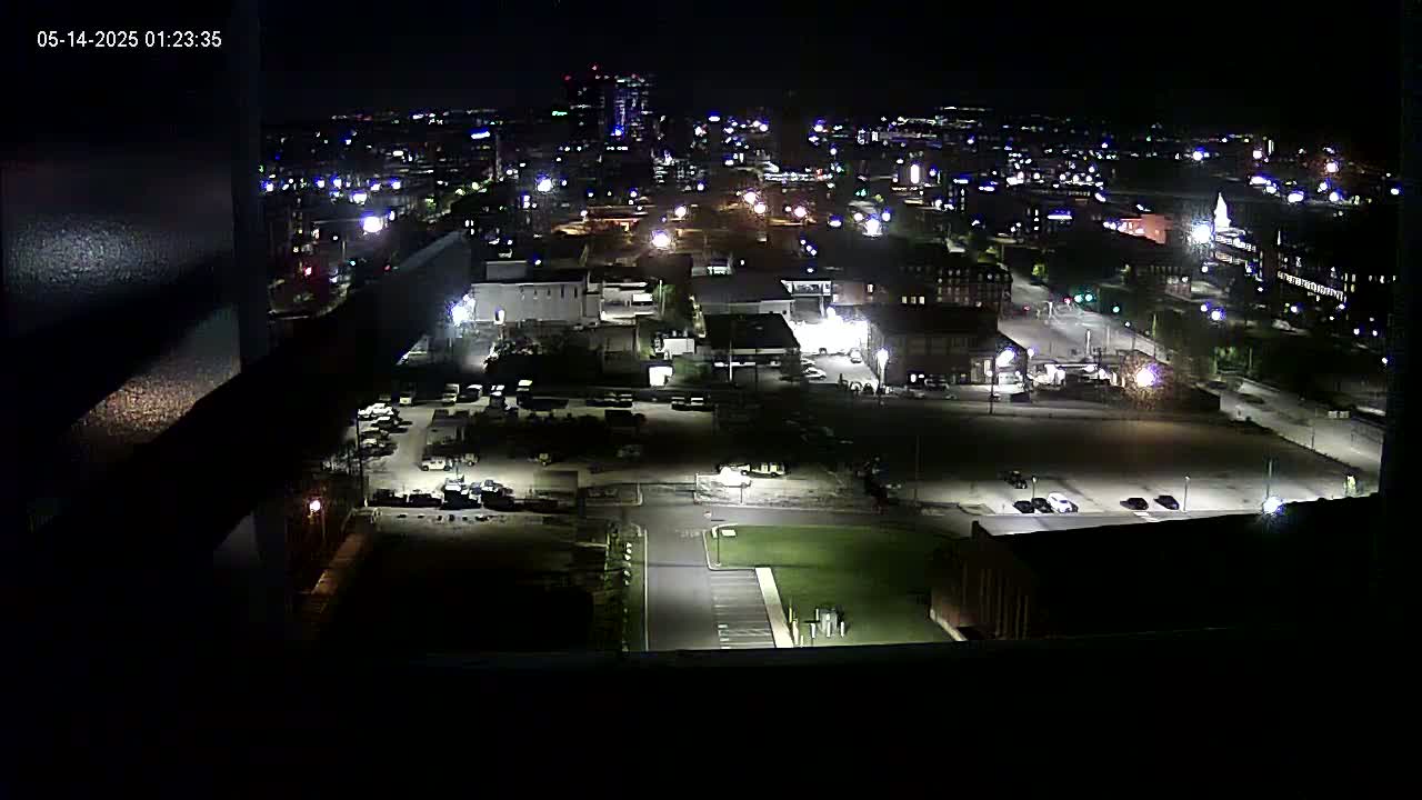 New Hampshire , Manchester City Skyline & Falcons Life Live Cam 1 - Manchester, Hillsborough, New Hampshire, USA