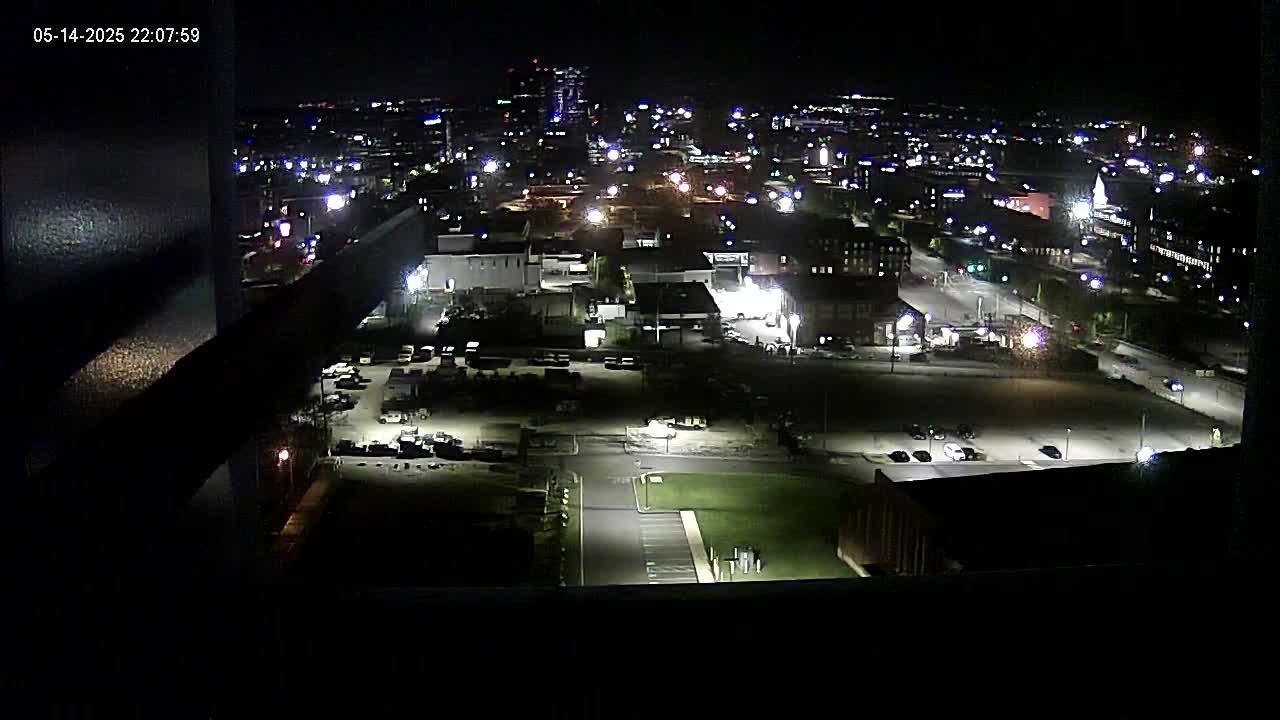 New Hampshire , Manchester City Skyline & Falcons Life Live Cam 1 - Manchester, Hillsborough, New Hampshire, USA