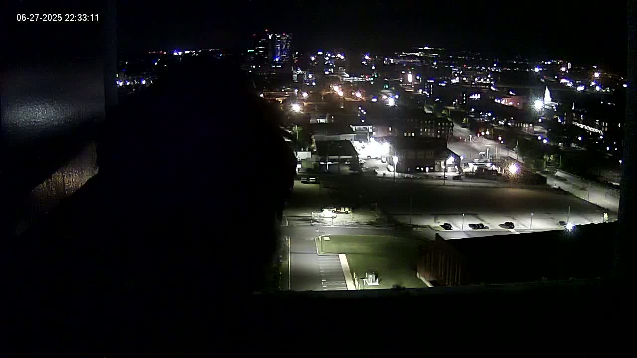 New Hampshire , Manchester City Skyline & Falcons Life Live Cam 1 - Manchester, Hillsborough, New Hampshire, USA
